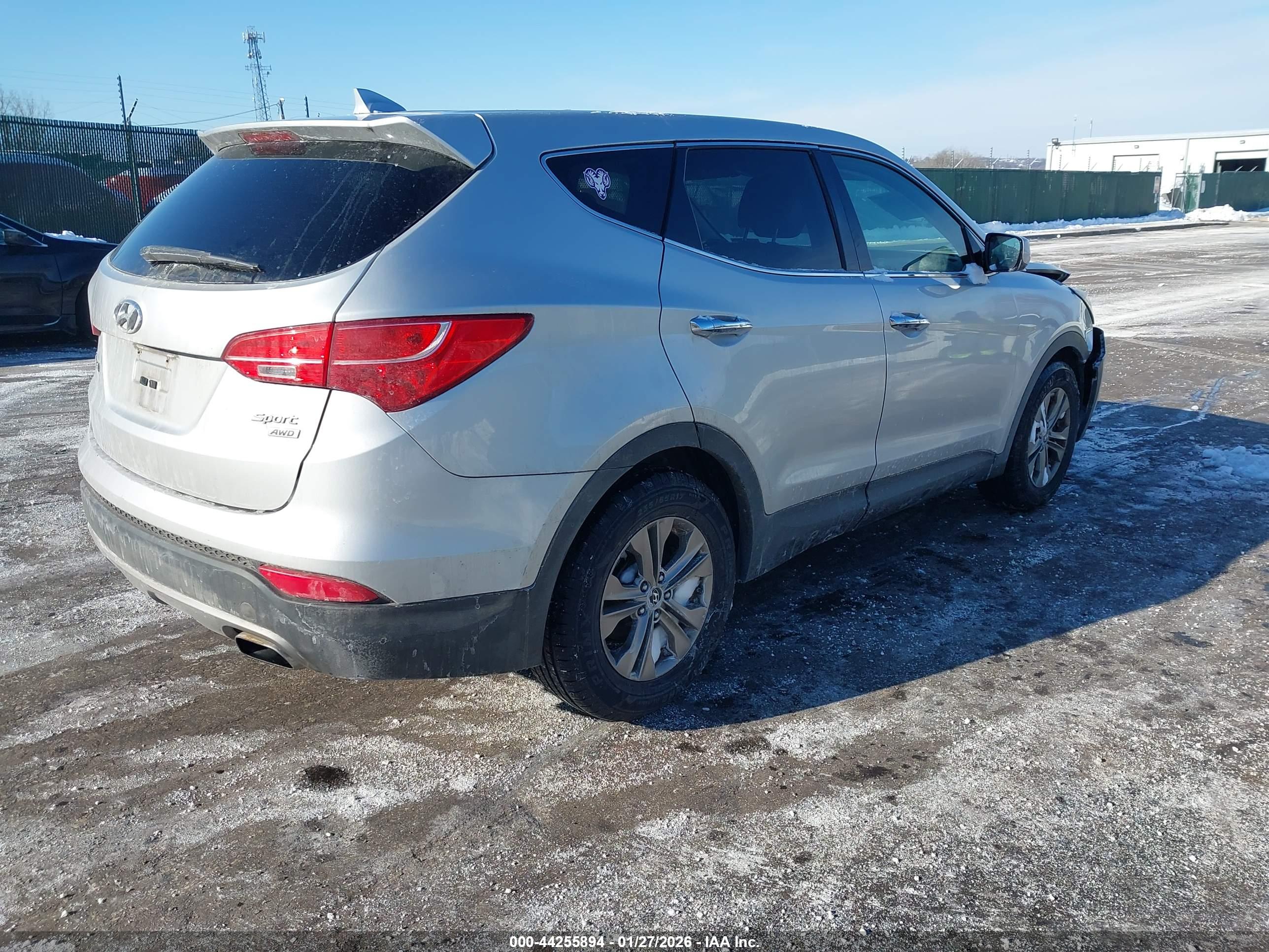 HYUNDAI SANTA image 4