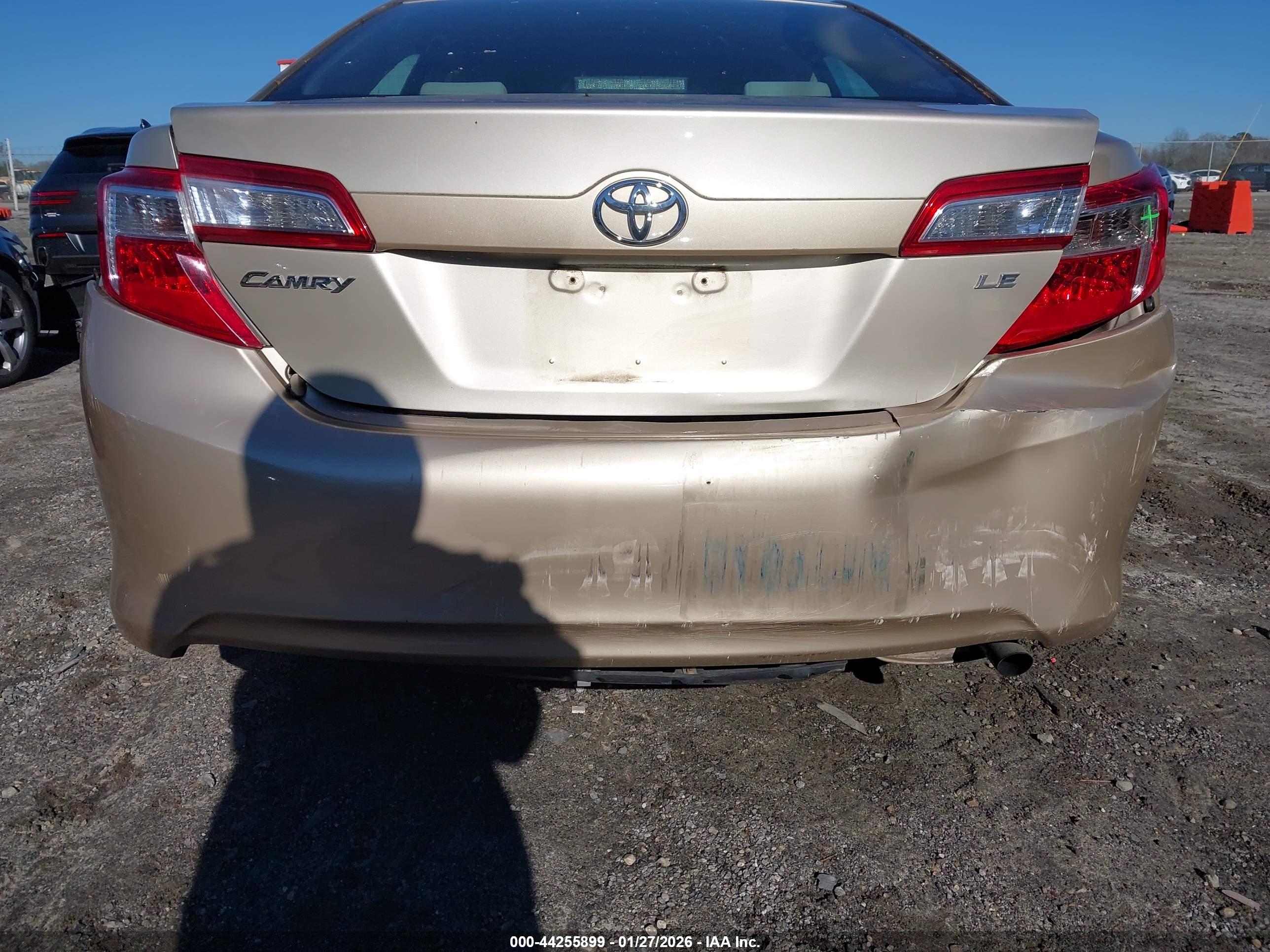 TOYOTA CAMRY image 6
