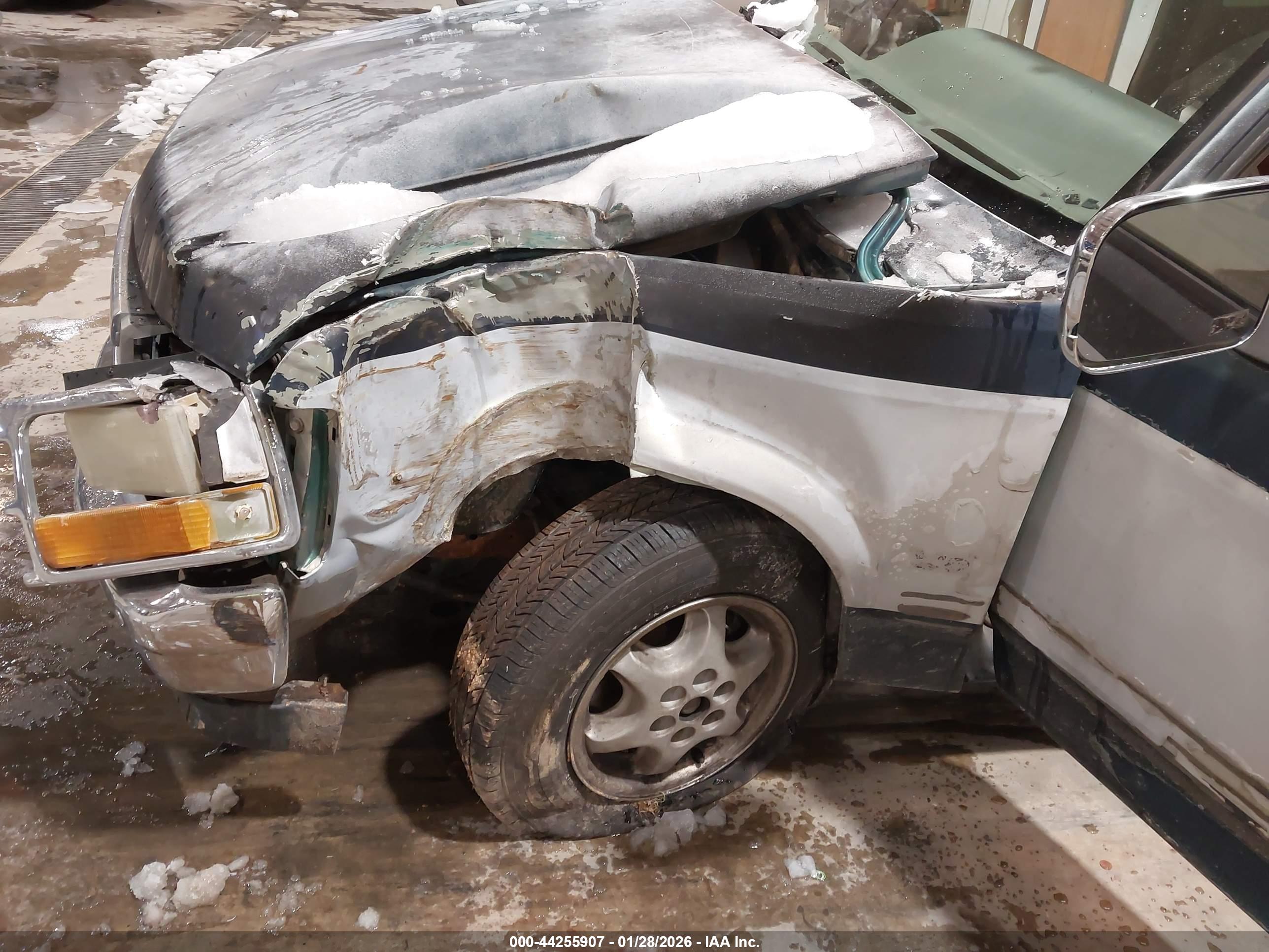 DODGE DAKOTA image 6