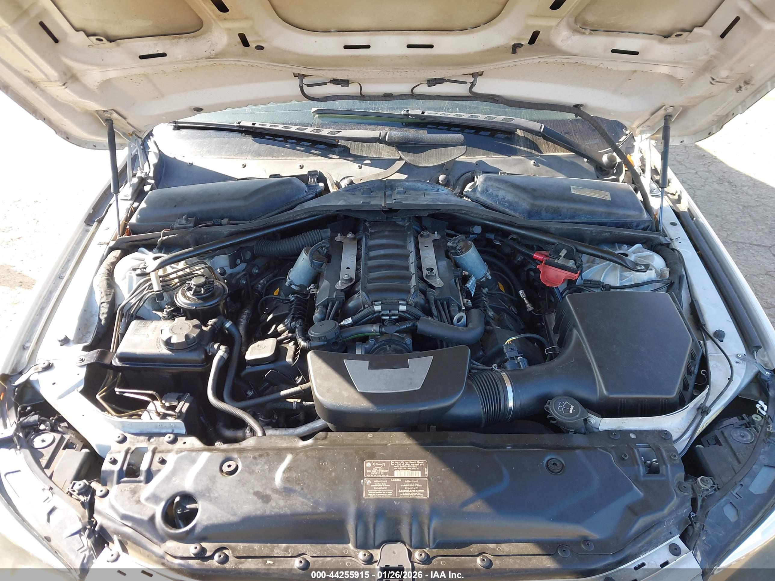BMW 550I image 10