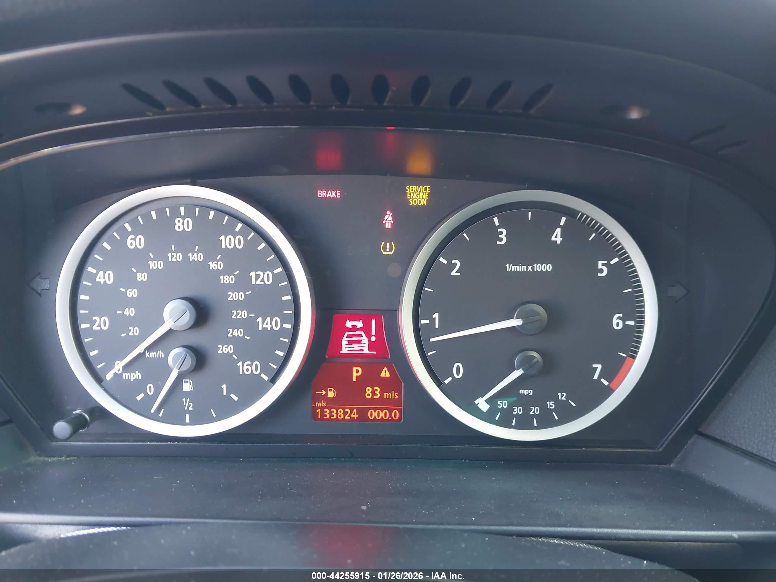 BMW 550I image 7