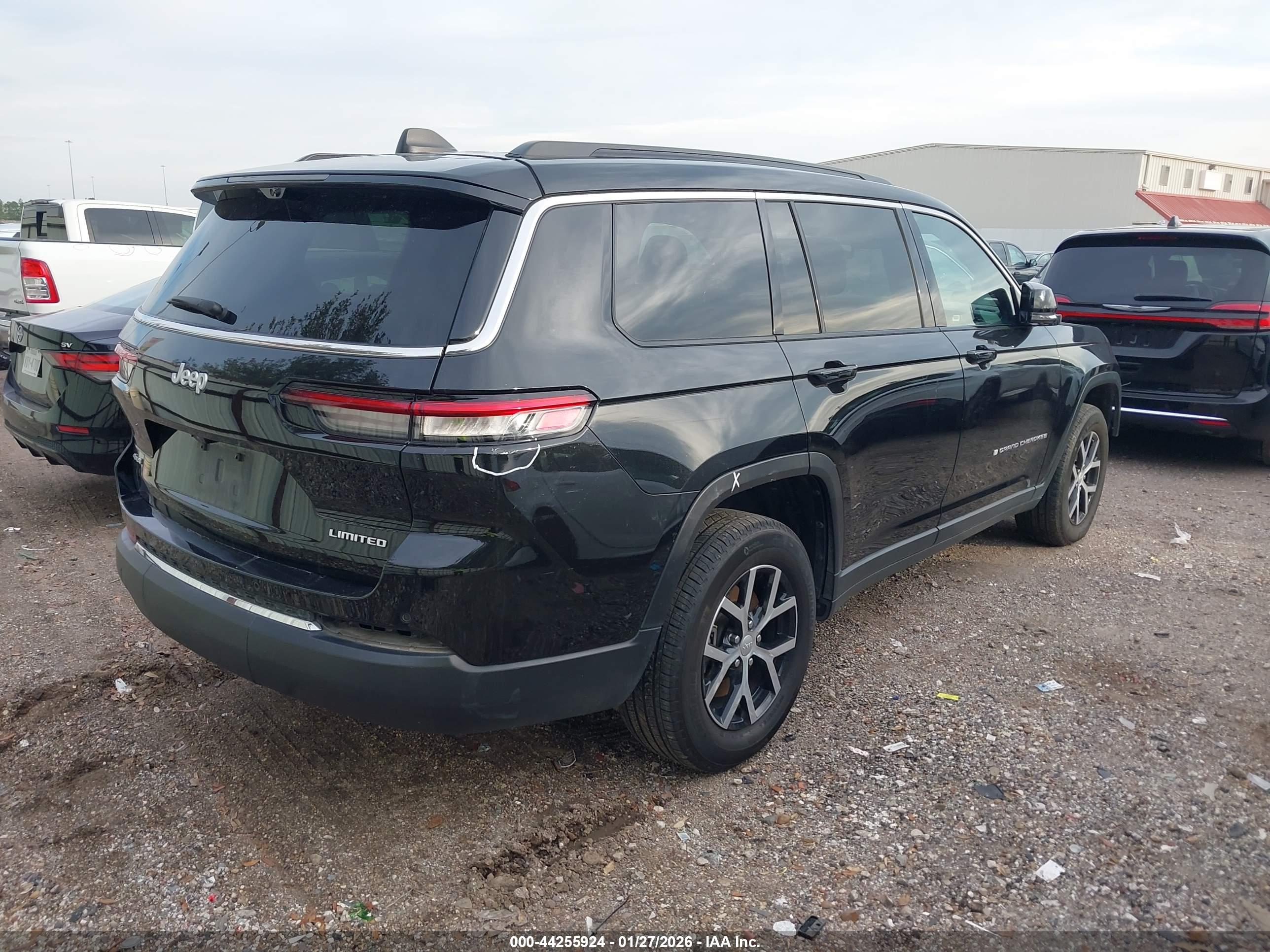 JEEP GRAND image 4