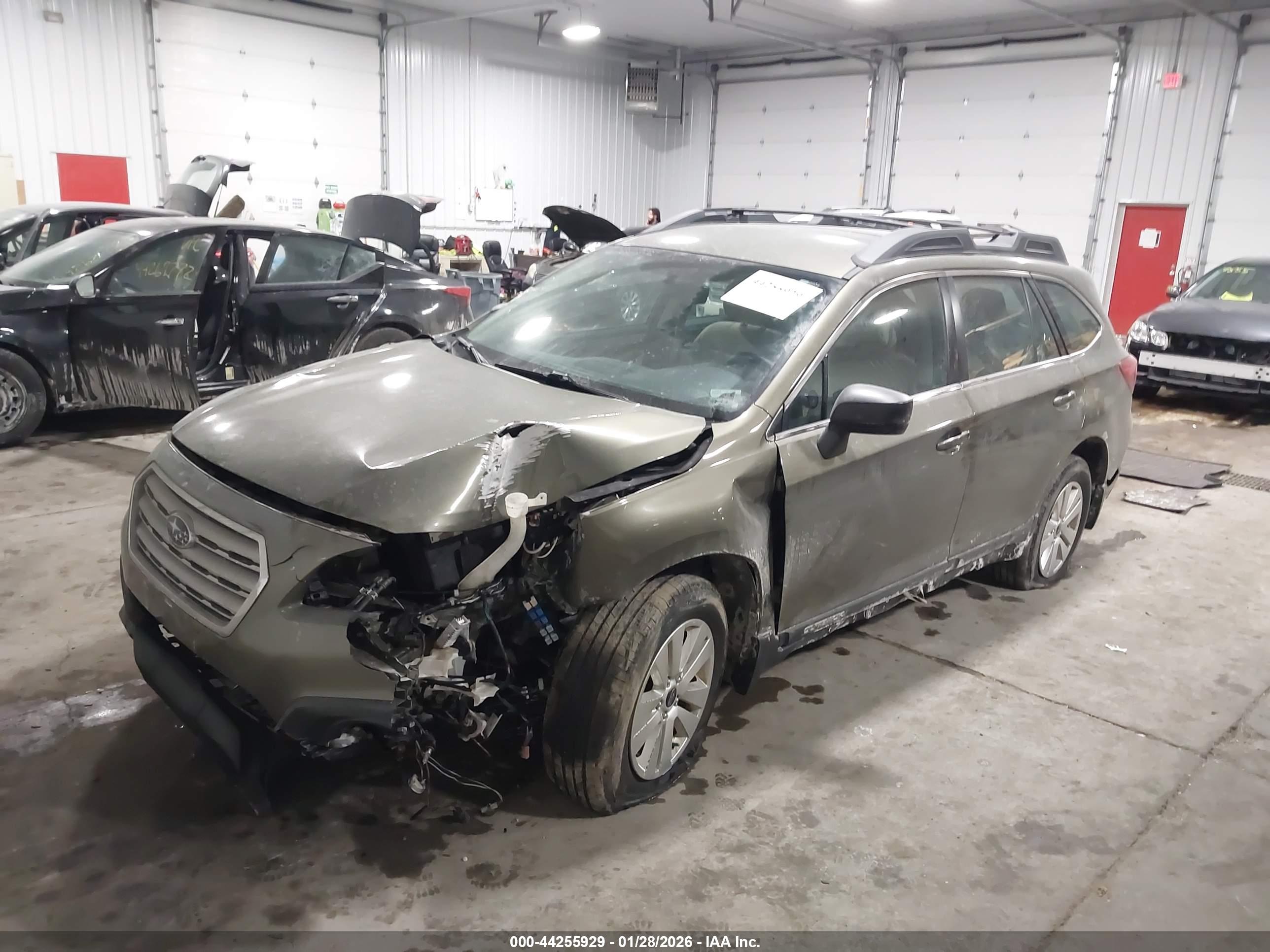 SUBARU OUTBACK image 2