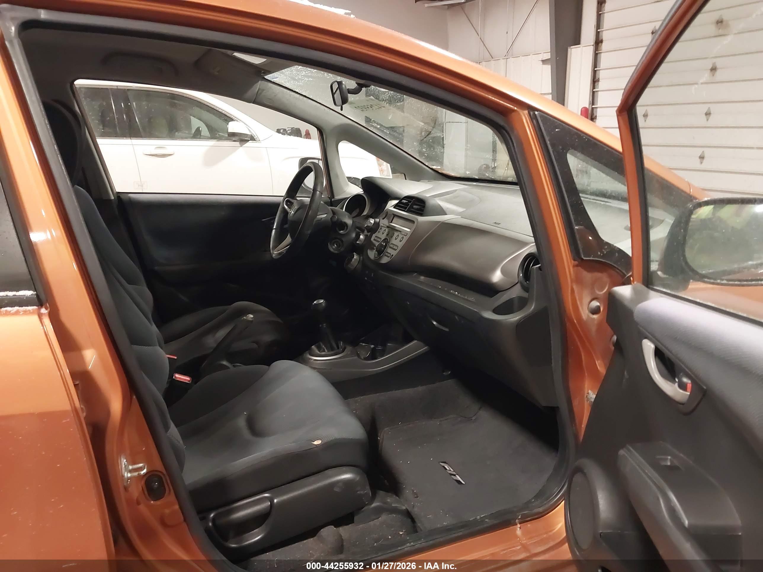 HONDA FIT image 5