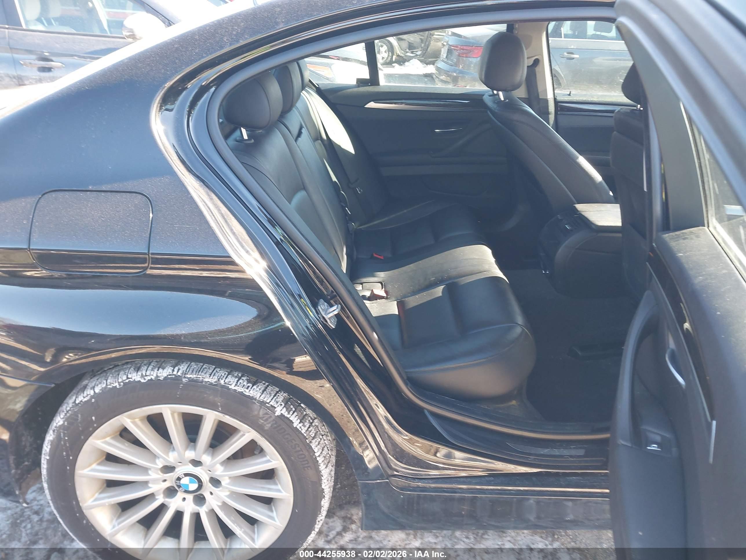 BMW 535D image 8