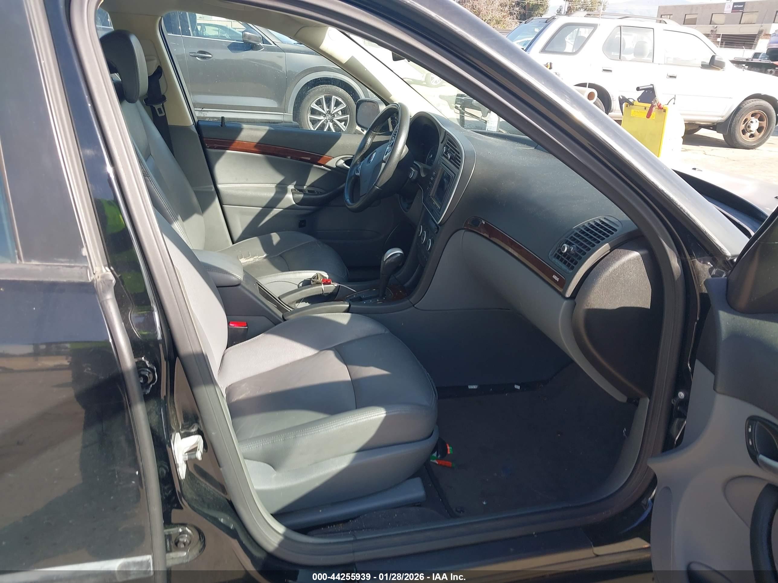 SAAB 9-3 image 5