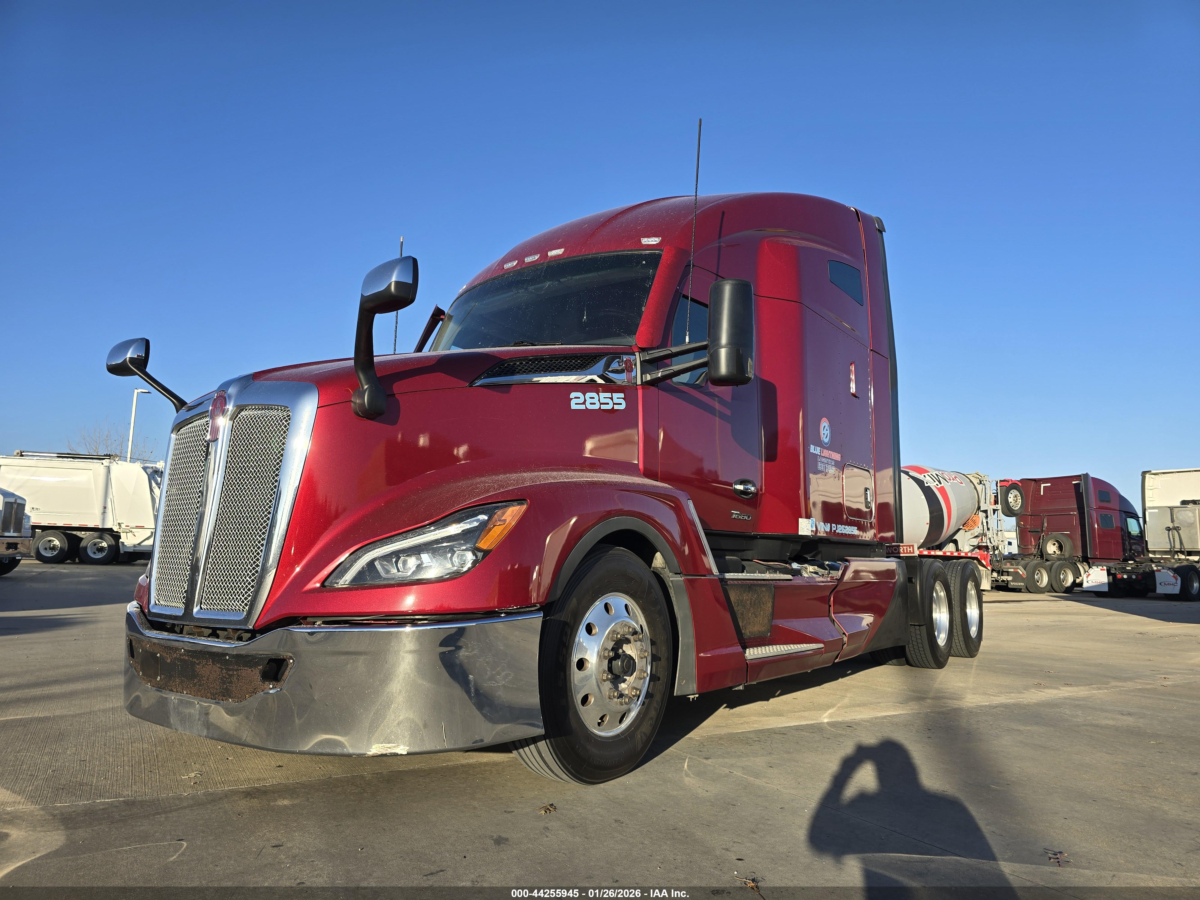 KENWORTH T680 image 2