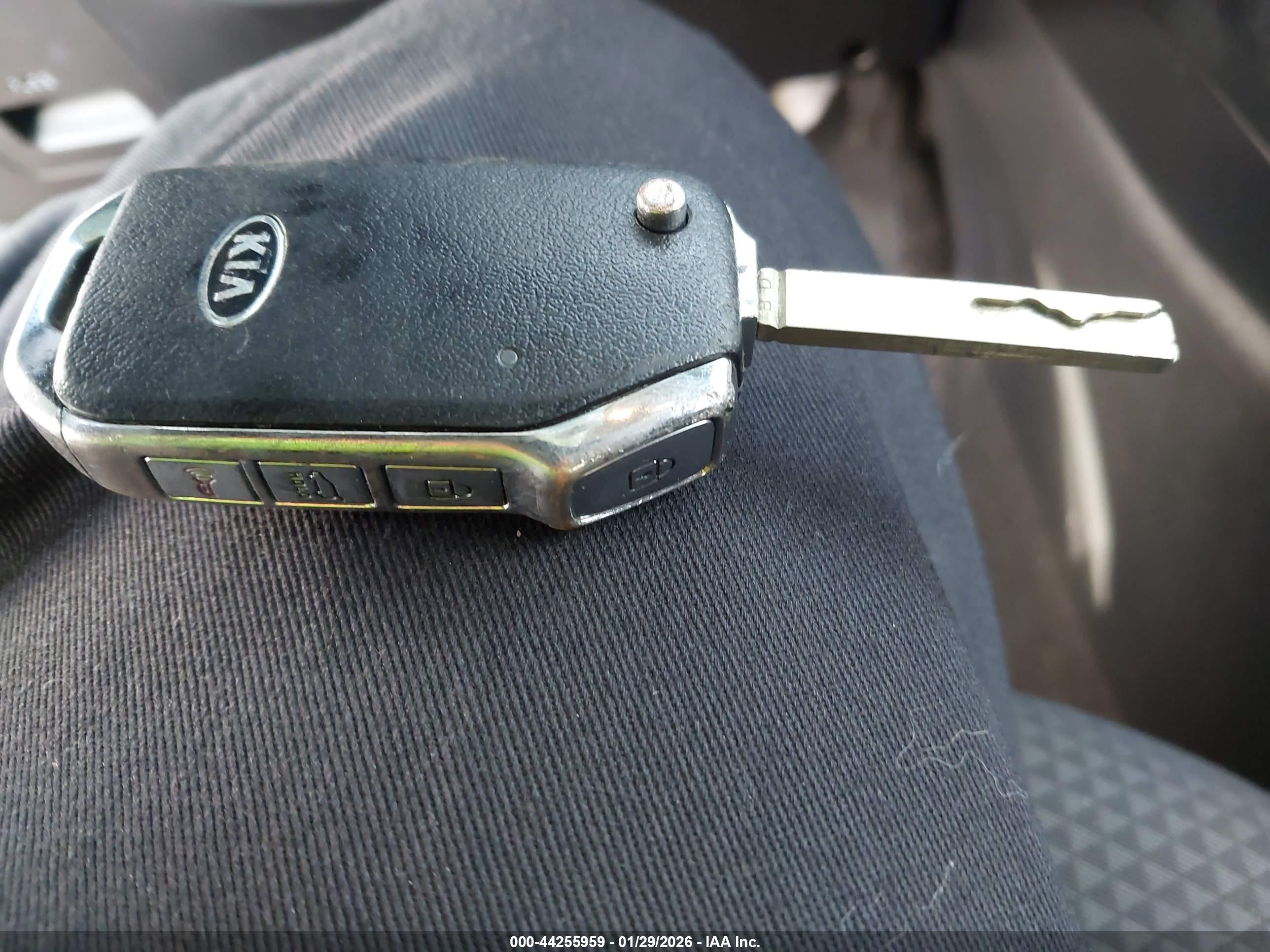 KIA SOUL image 11
