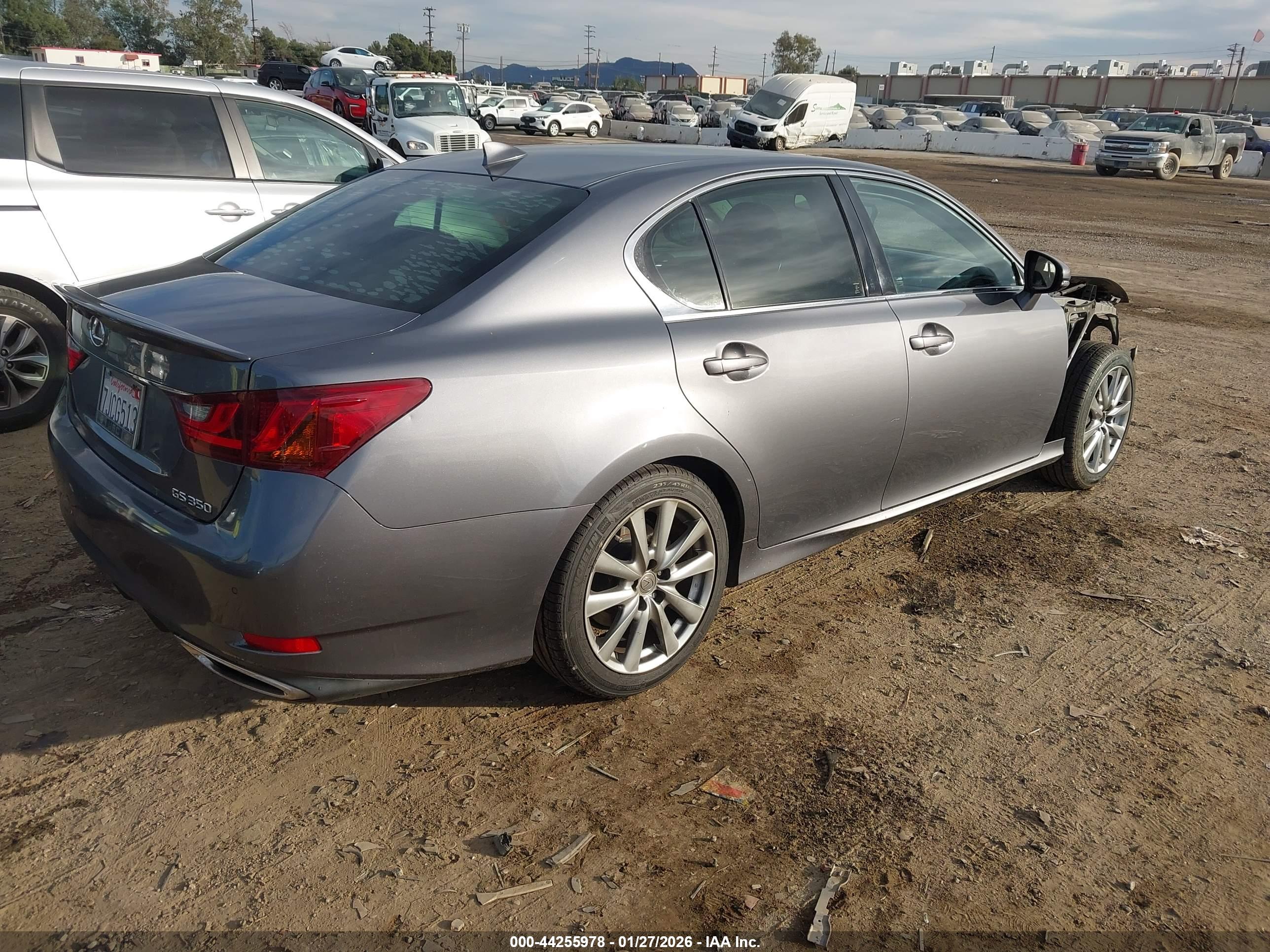 LEXUS GS image 4