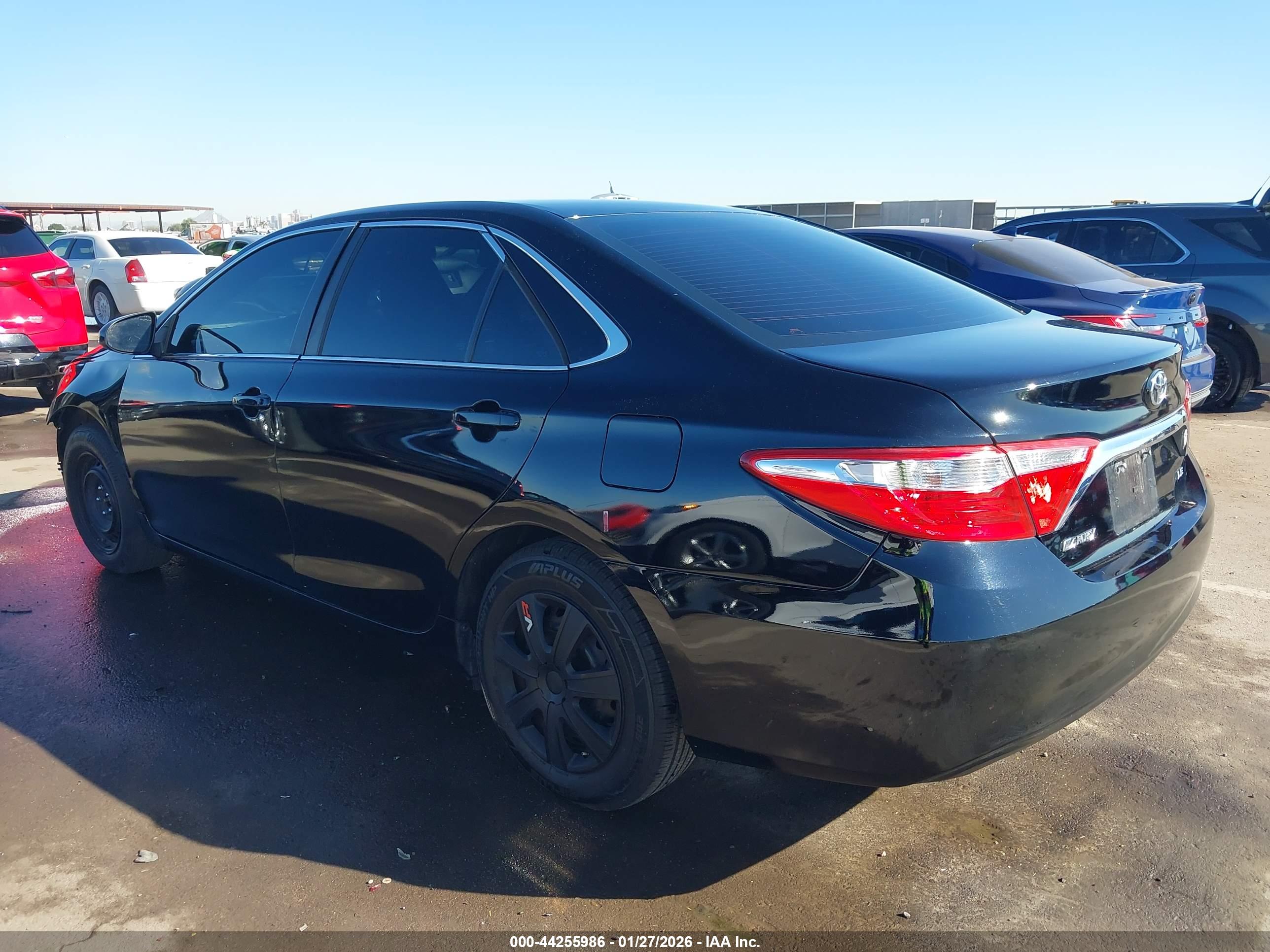 TOYOTA CAMRY image 3