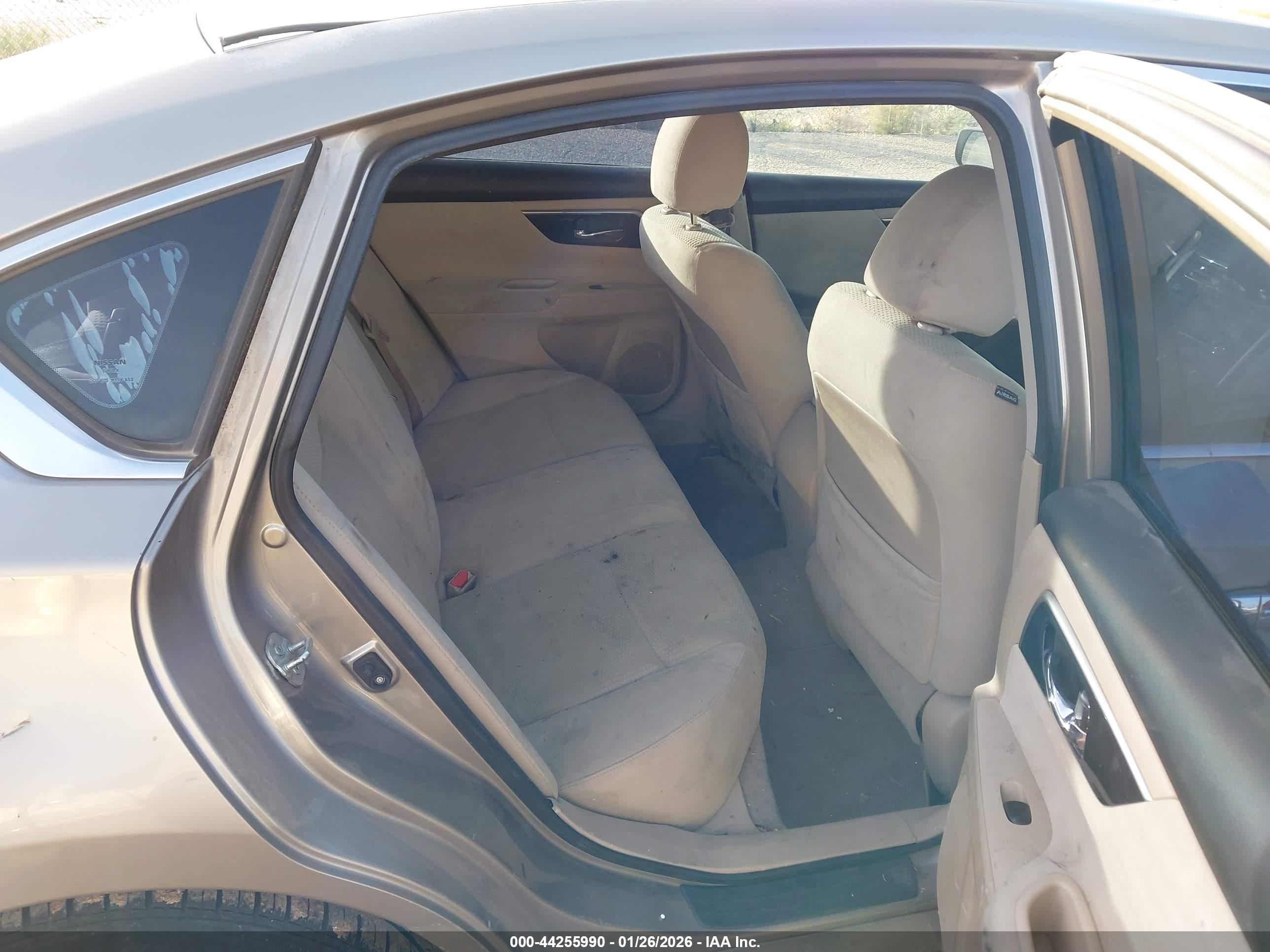 NISSAN ALTIMA image 8