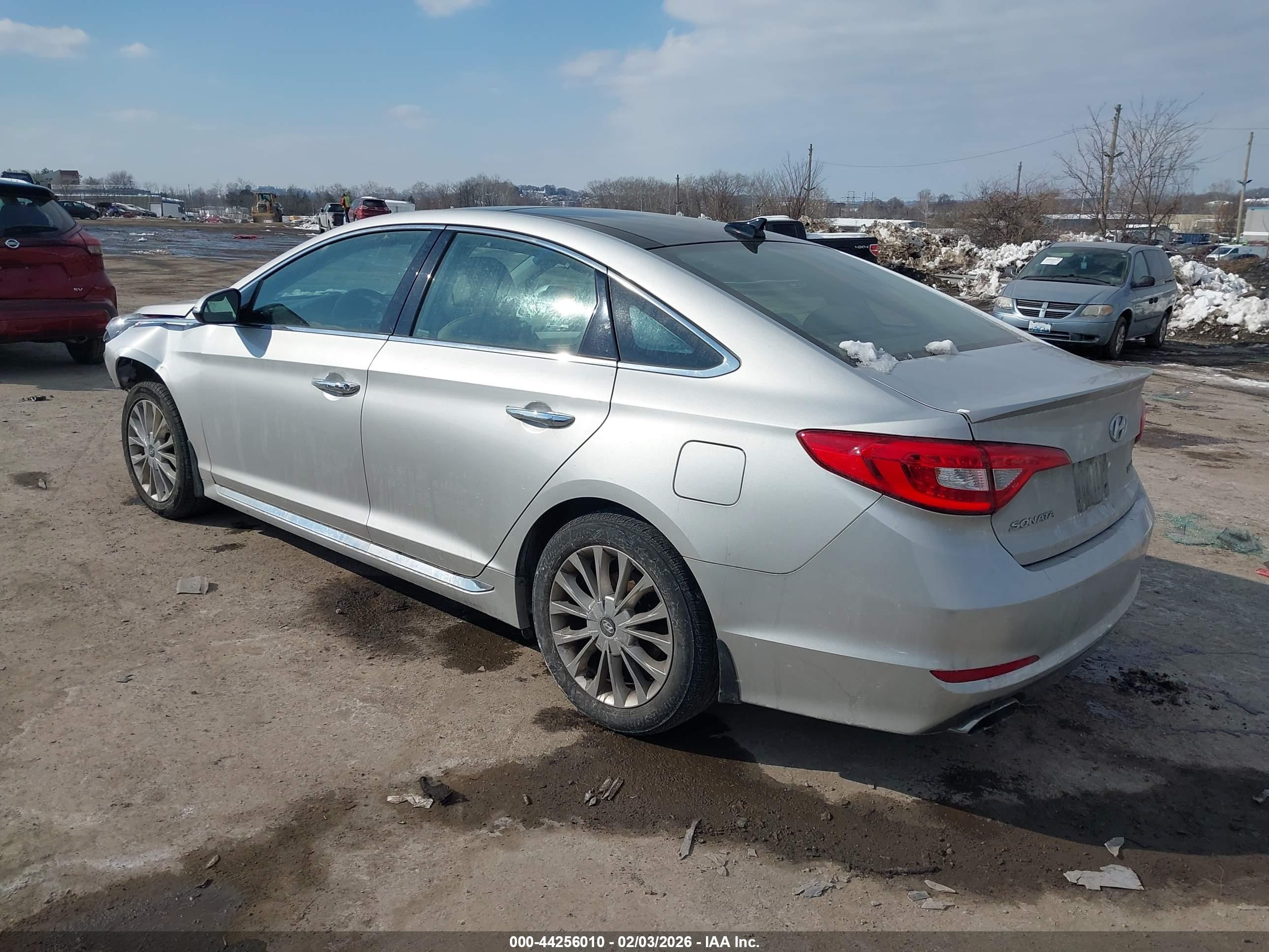 HYUNDAI SONATA image 3