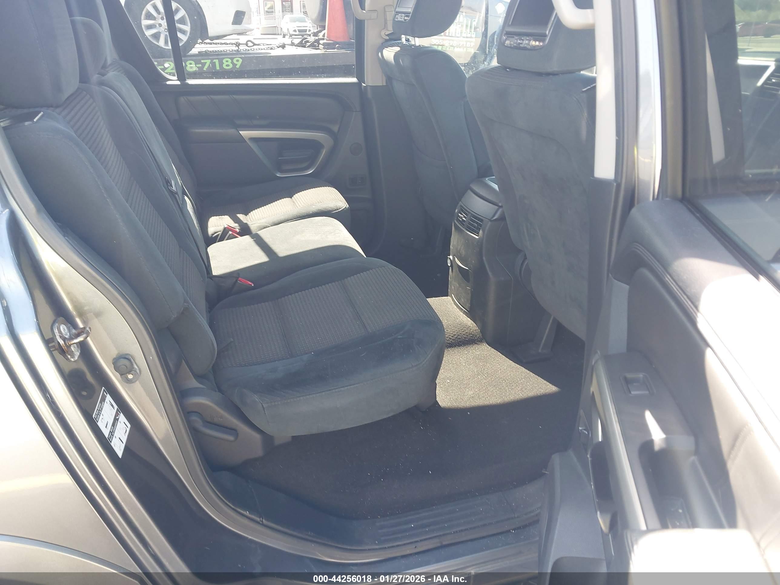 NISSAN ARMADA image 8