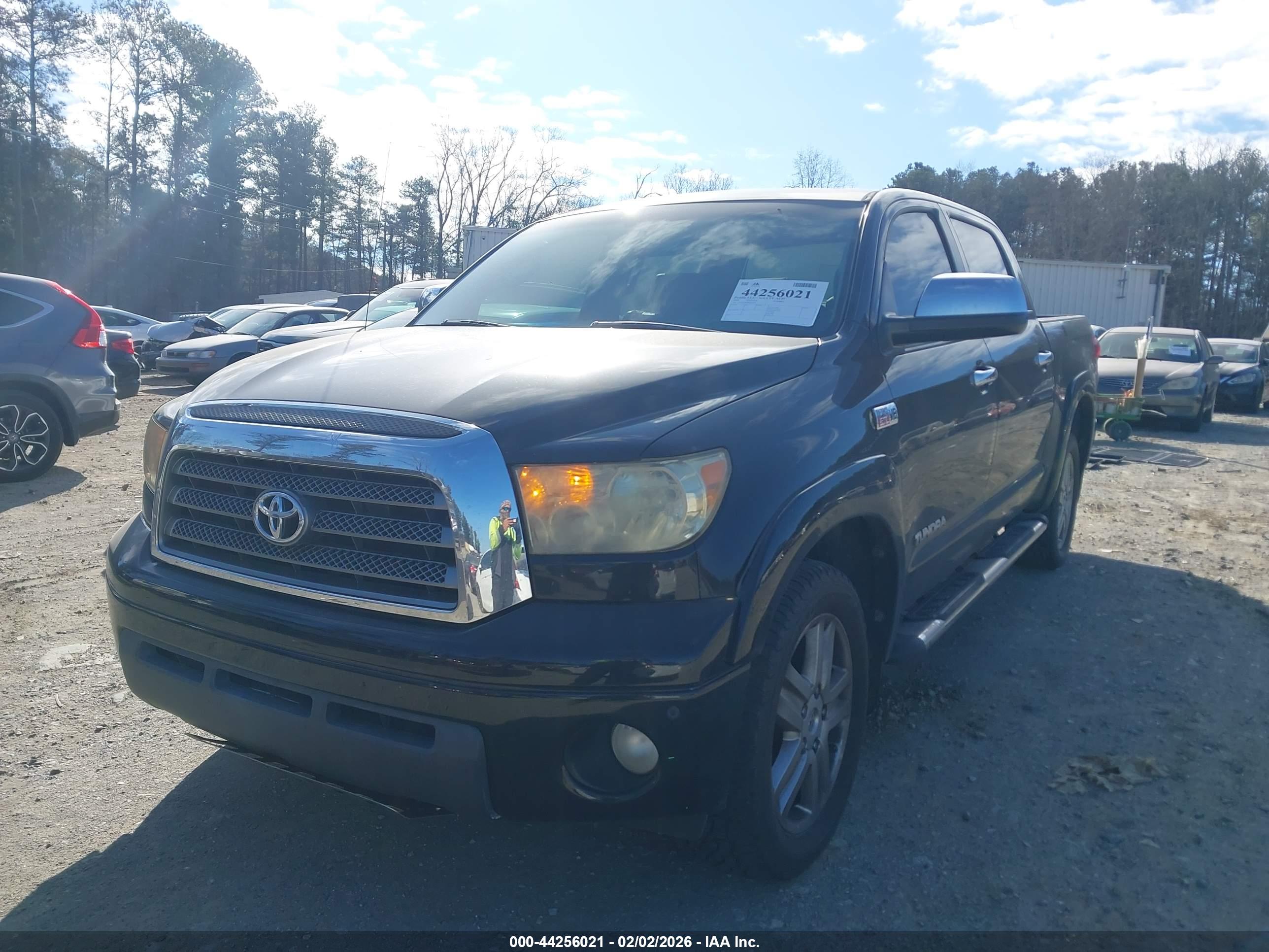 TOYOTA TUNDRA image 2