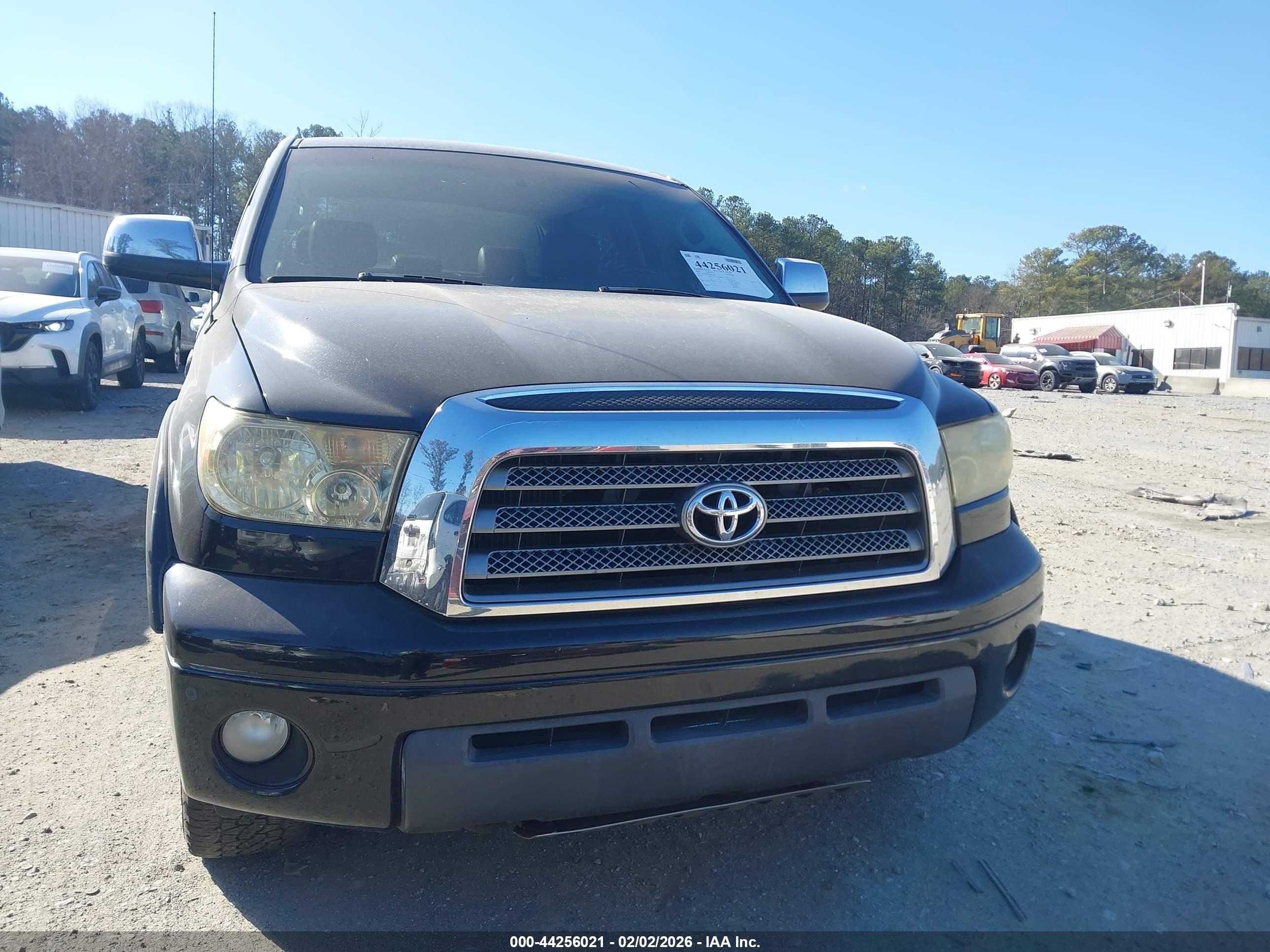 TOYOTA TUNDRA image 6