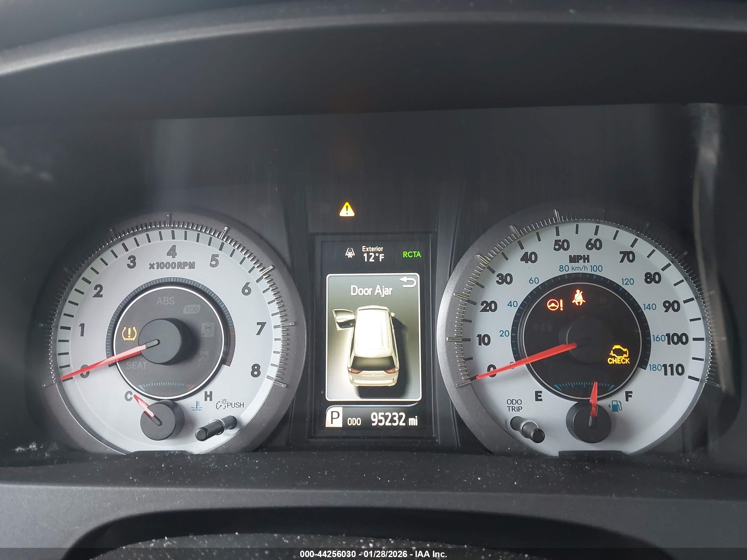 TOYOTA SIENNA image 7