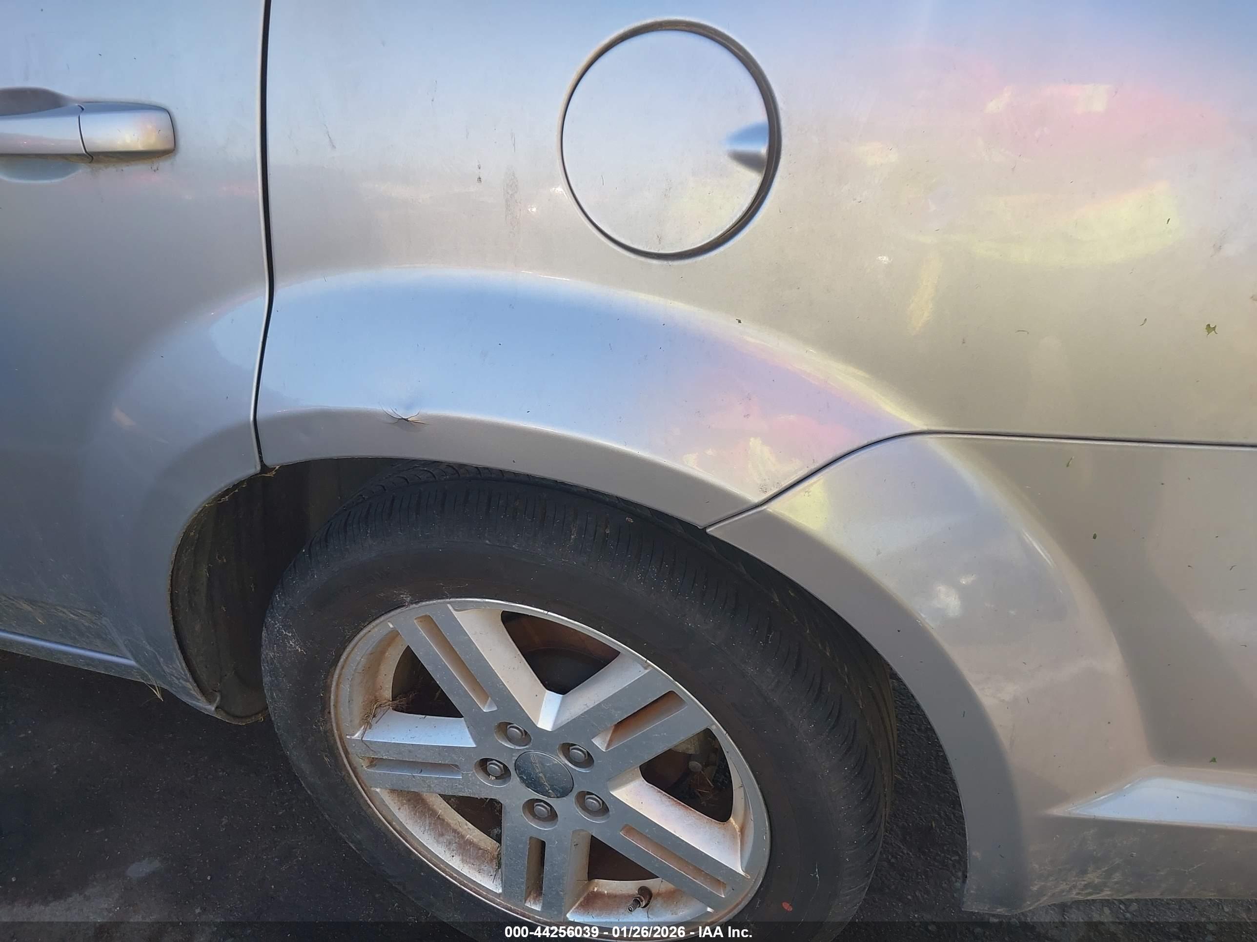 DODGE AVENGER image 6