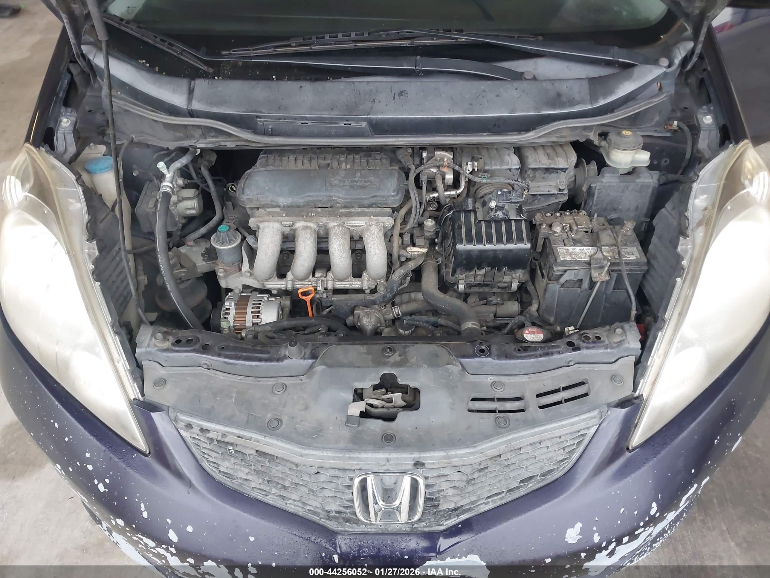 HONDA FIT image 10