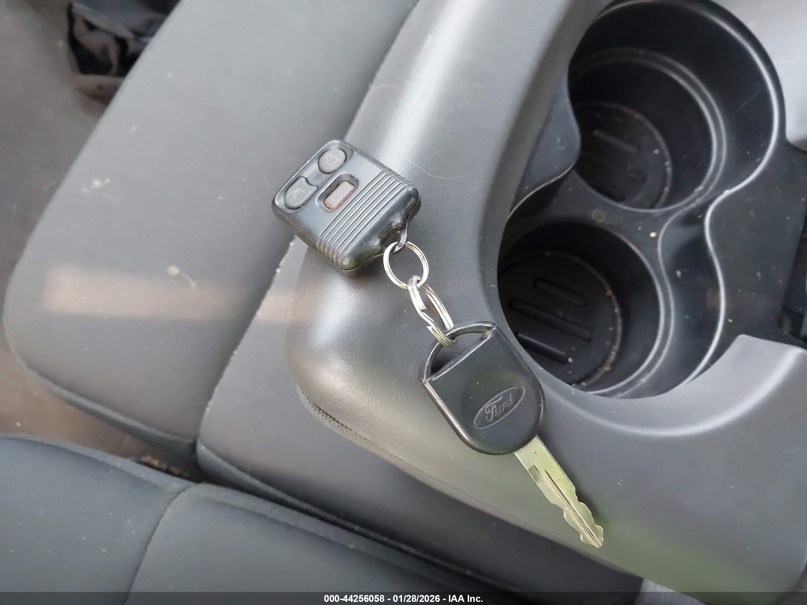 FORD F-150 image 11
