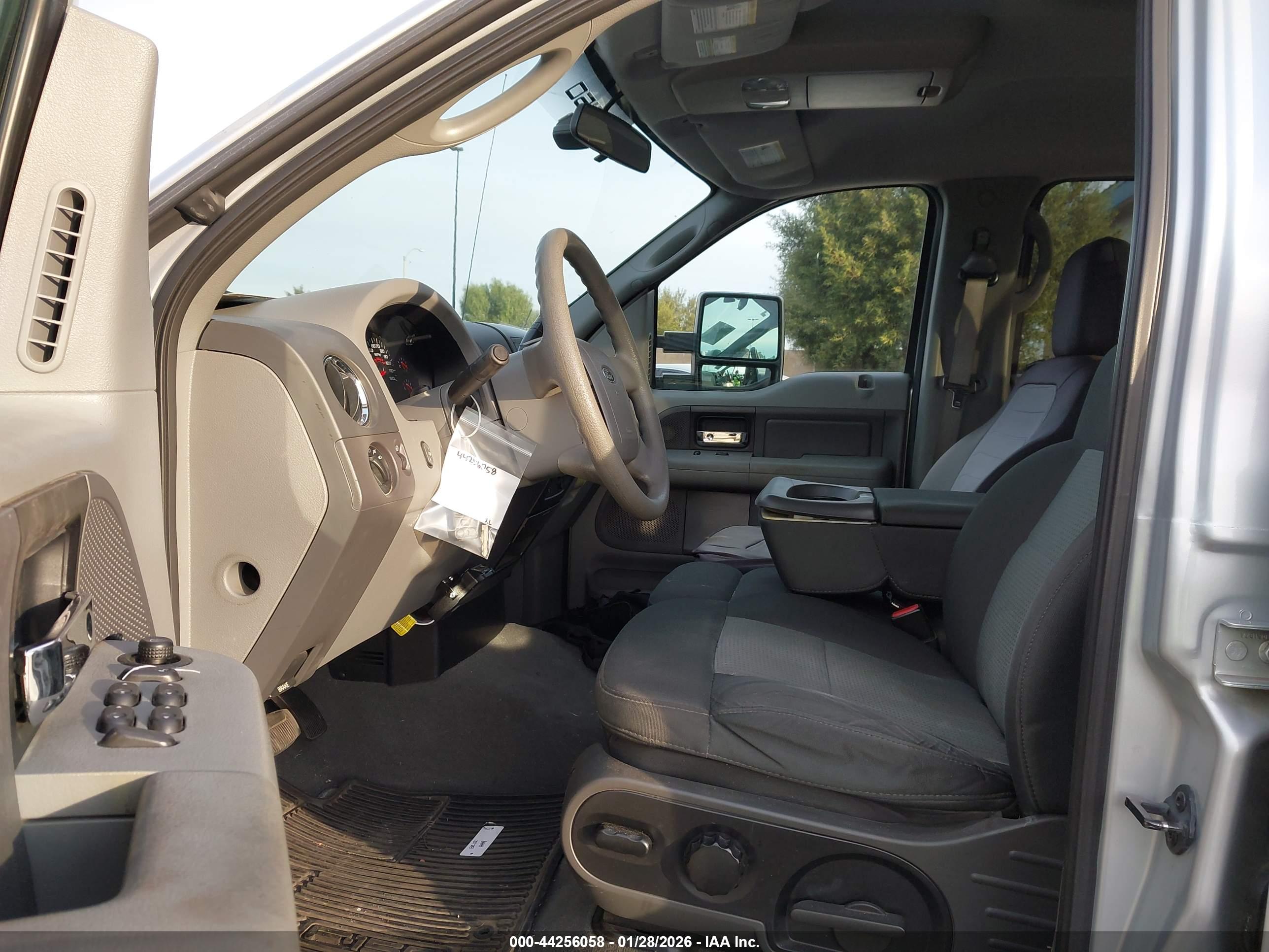 FORD F-150 image 5