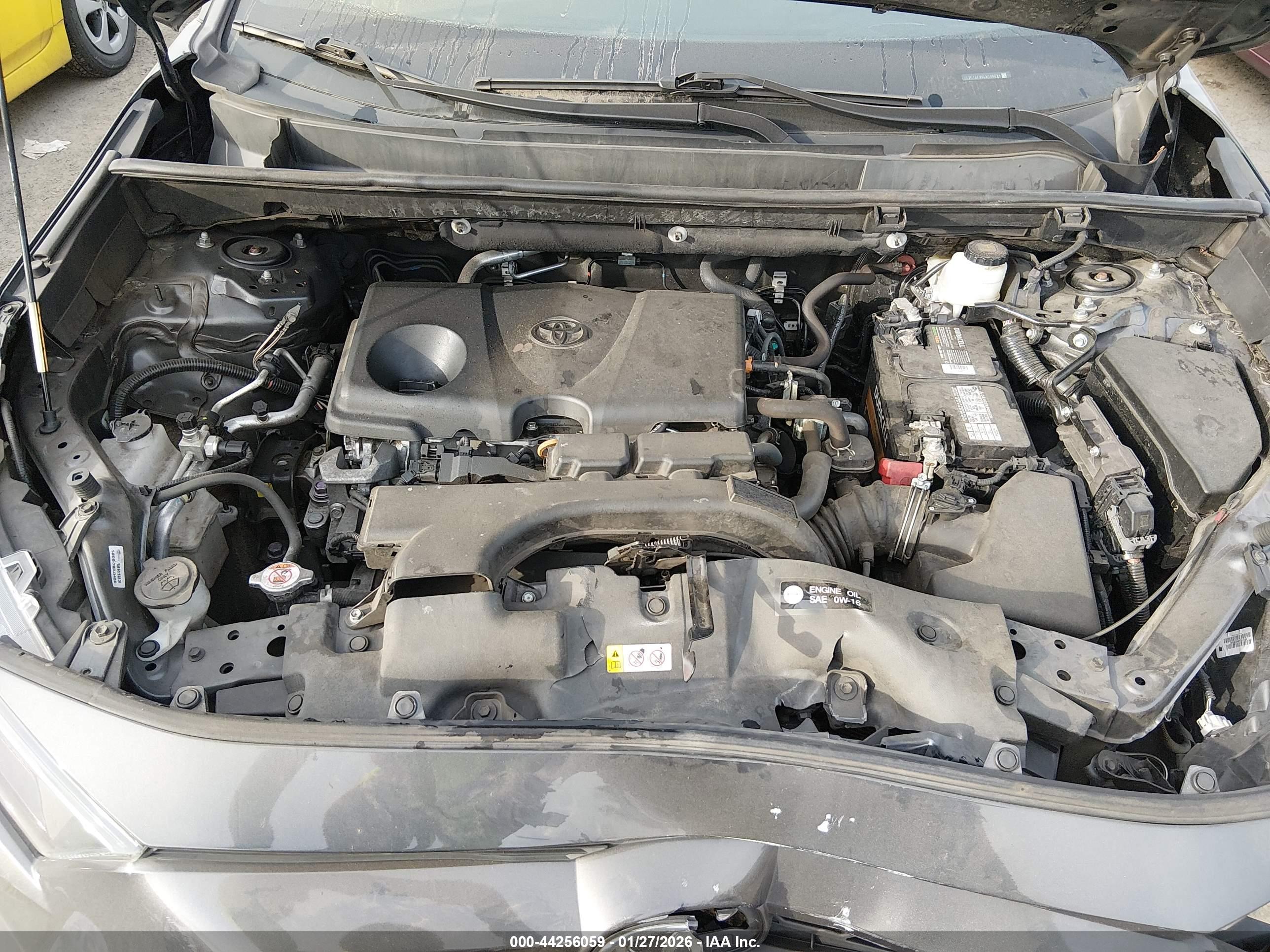 TOYOTA RAV4 image 10