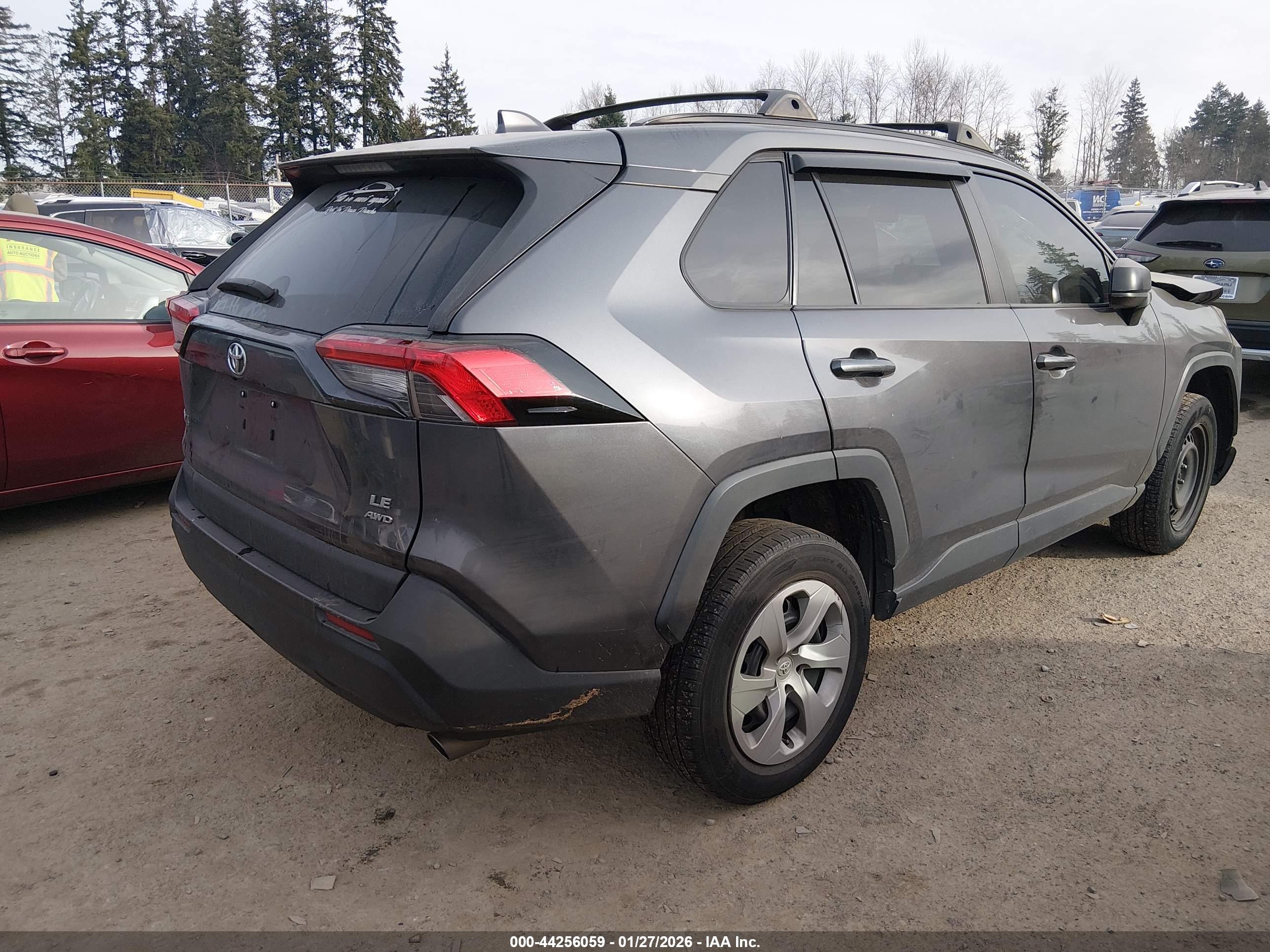 TOYOTA RAV4 image 4