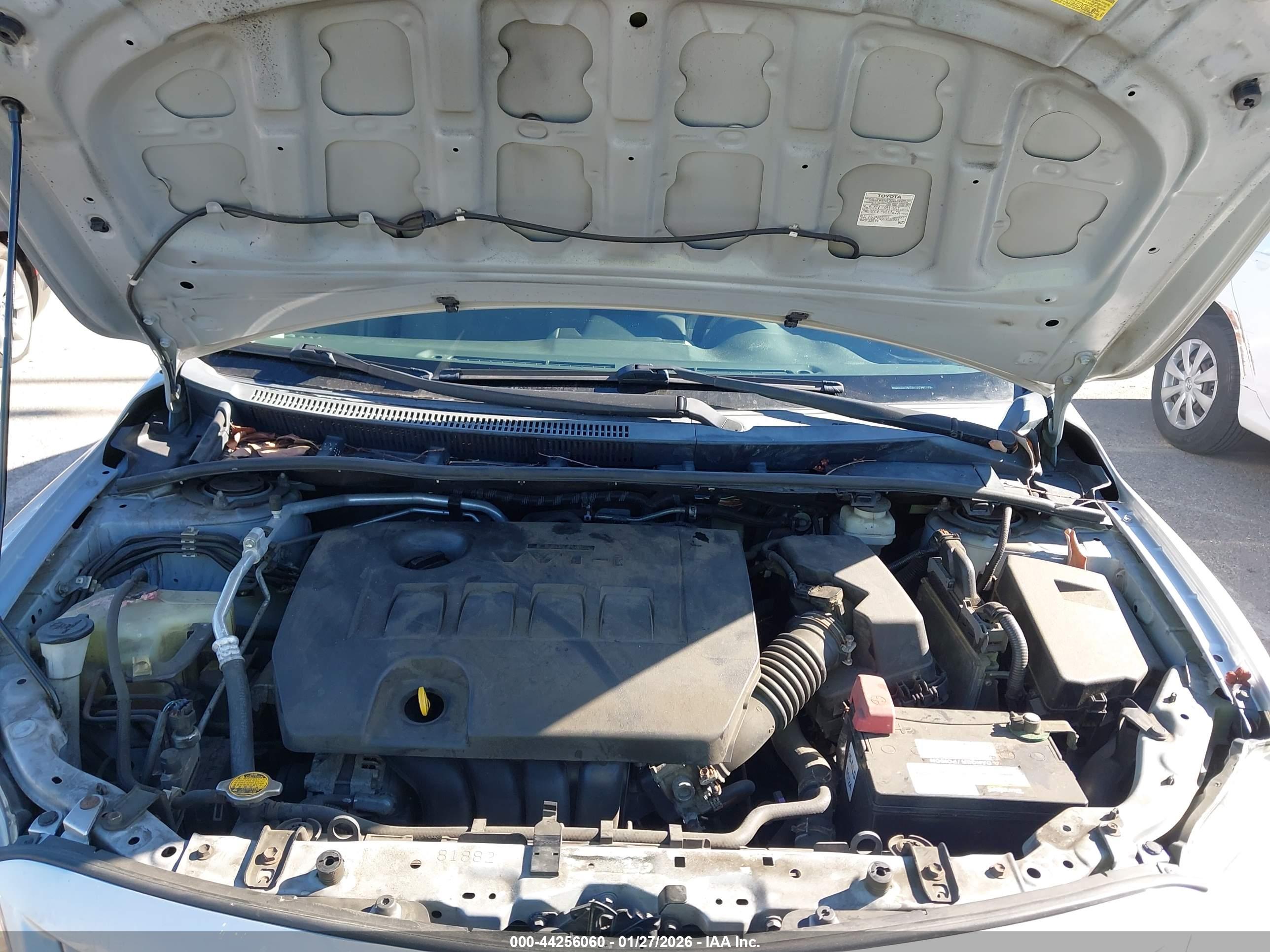 TOYOTA COROLLA image 10
