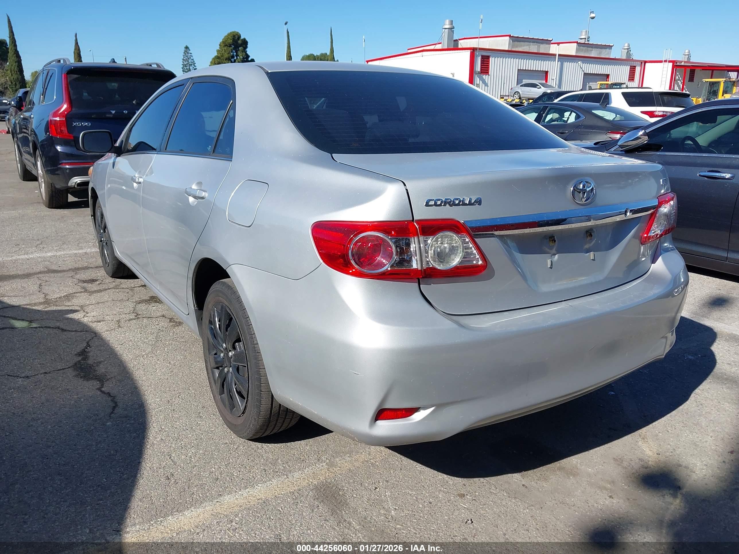 TOYOTA COROLLA image 3