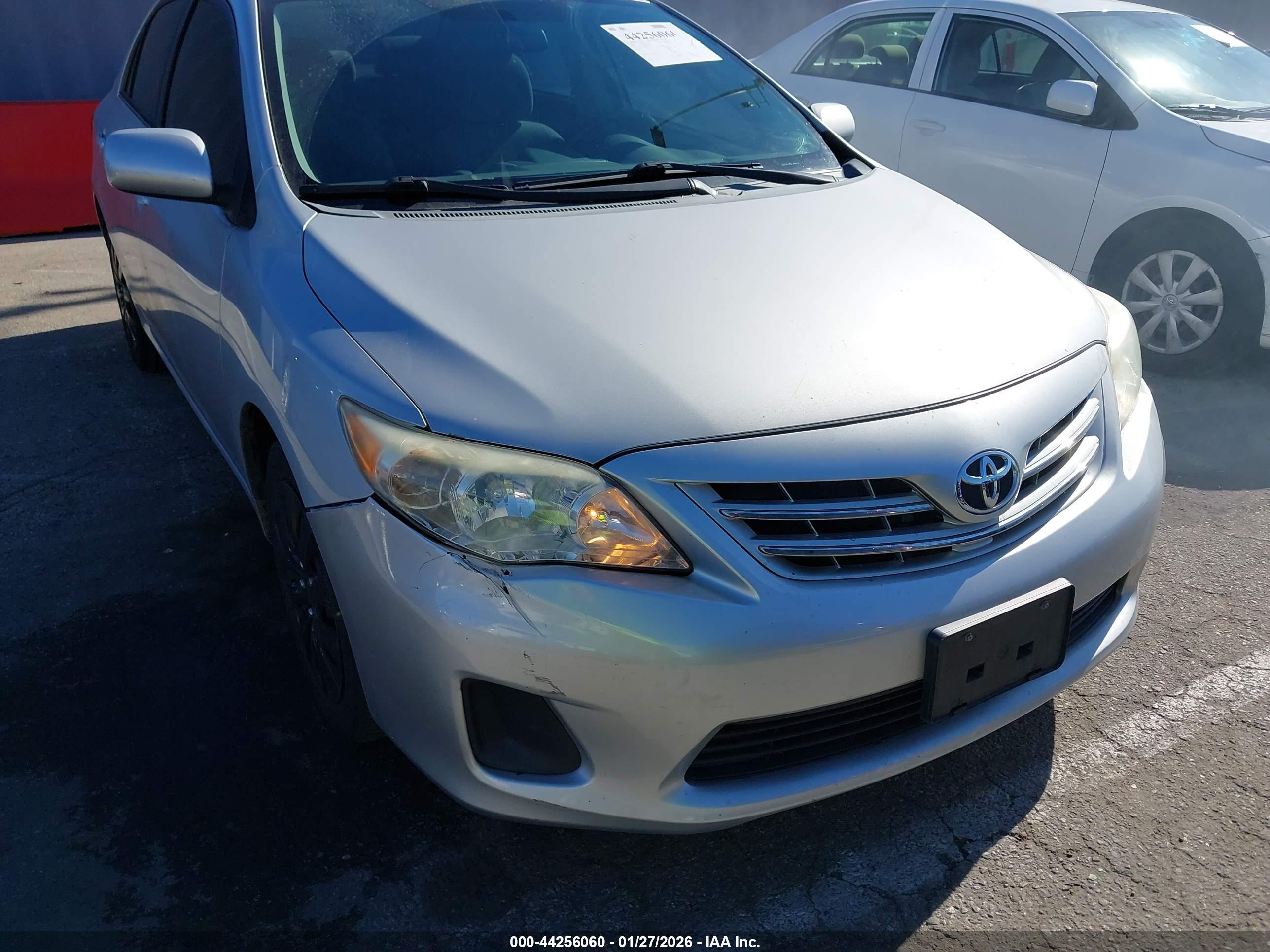TOYOTA COROLLA image 6