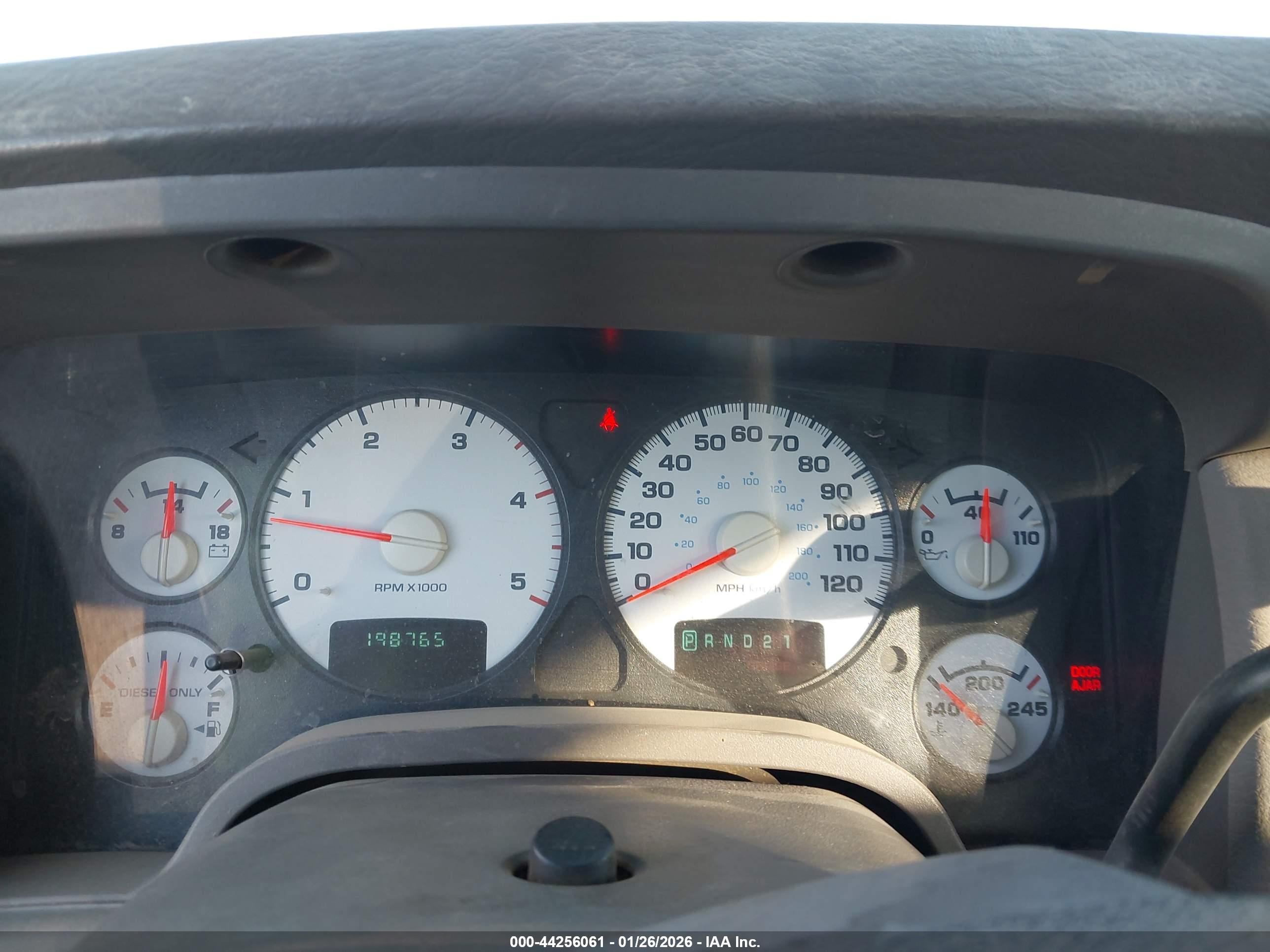DODGE RAM image 7
