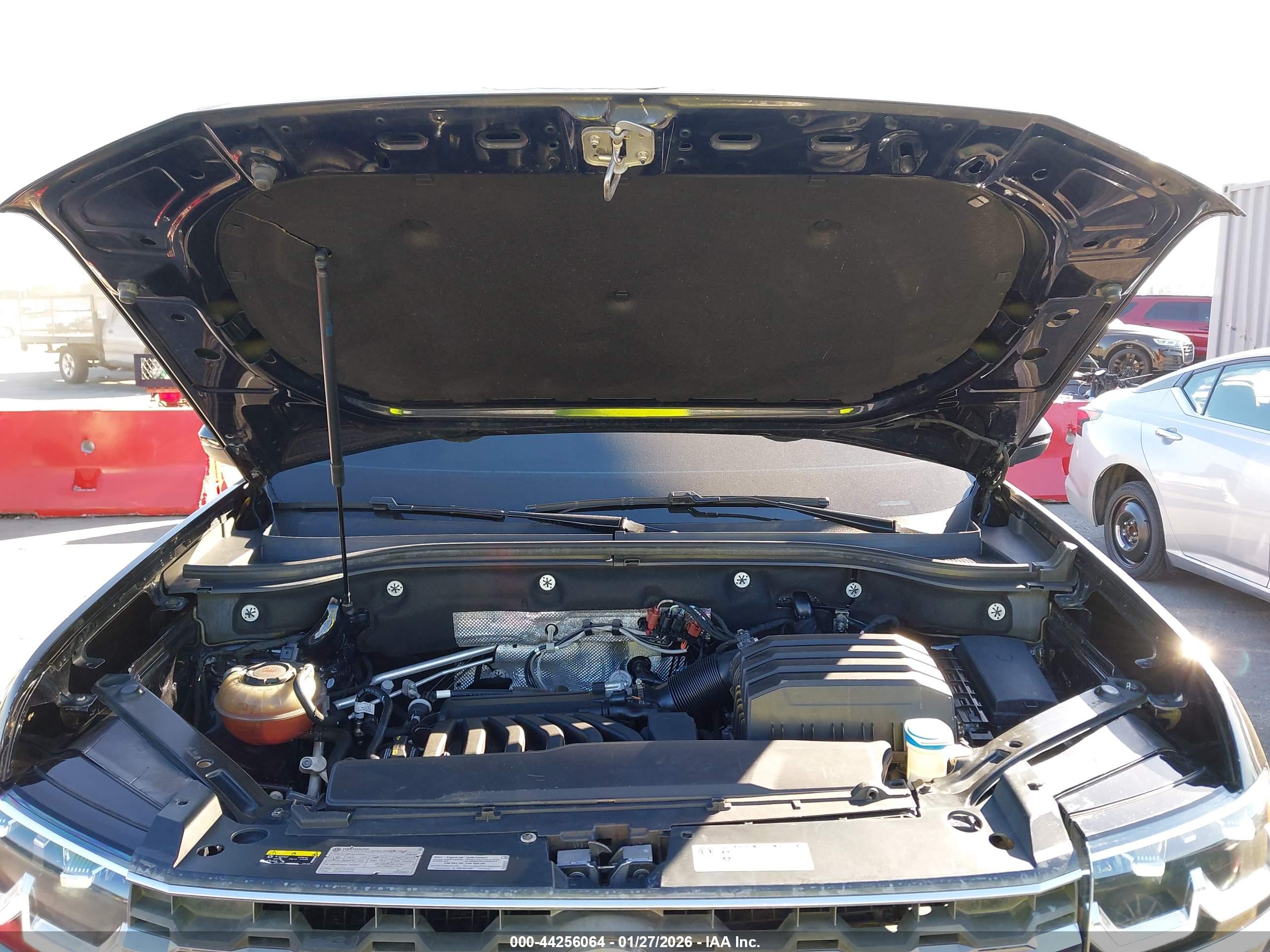 VOLKSWAGEN ATLAS image 10