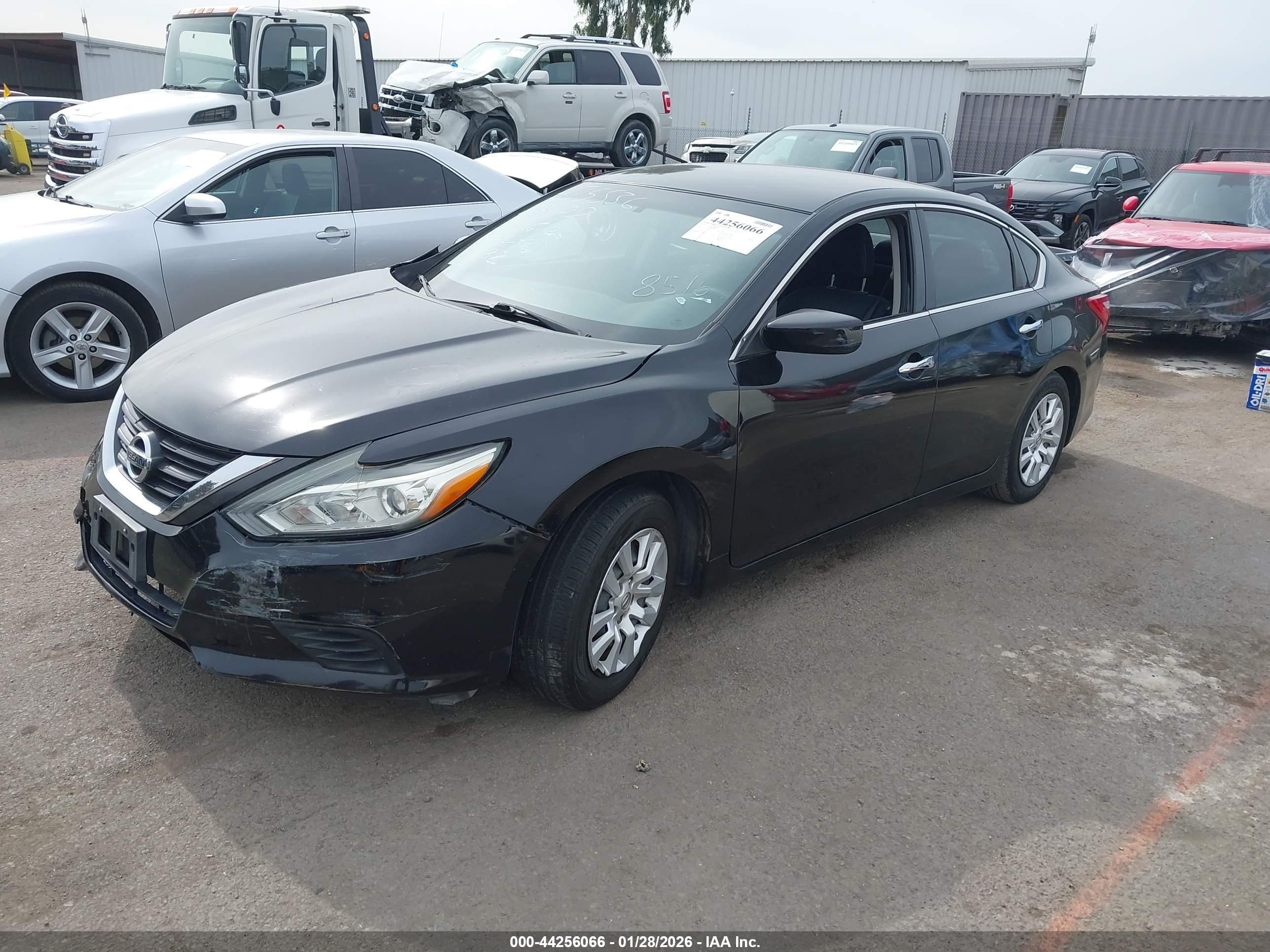 NISSAN ALTIMA image 2