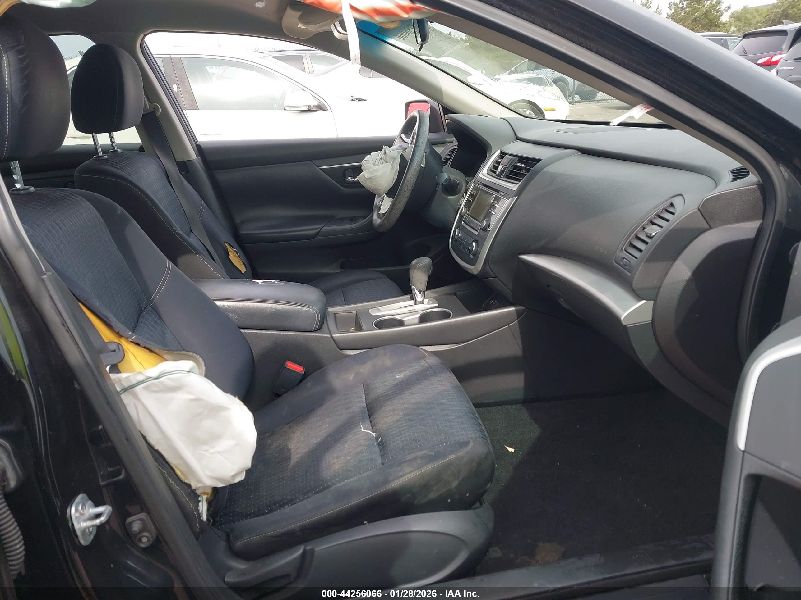 NISSAN ALTIMA image 5