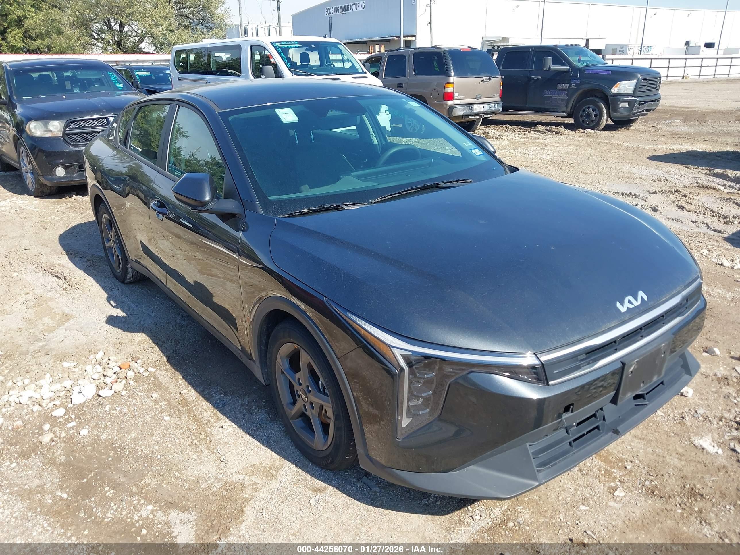 KIA K4 image 6
