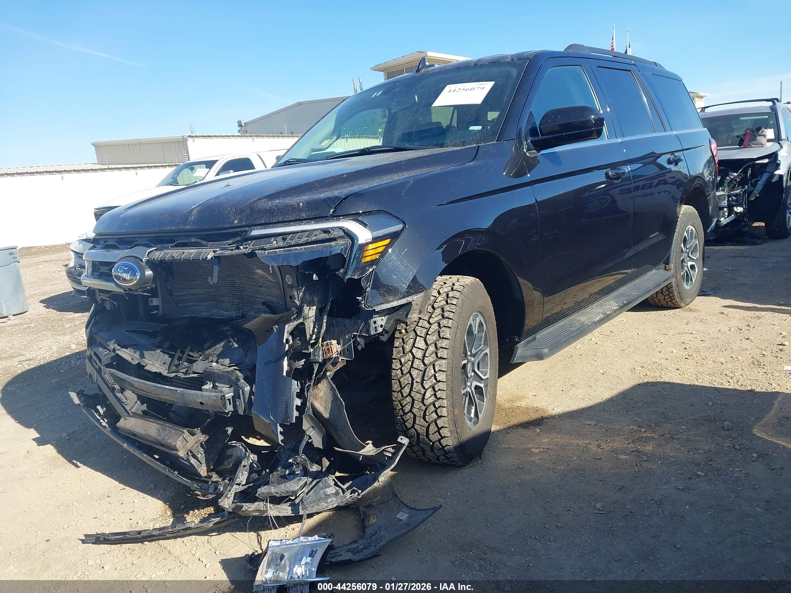 FORD EXPEDITION image 2