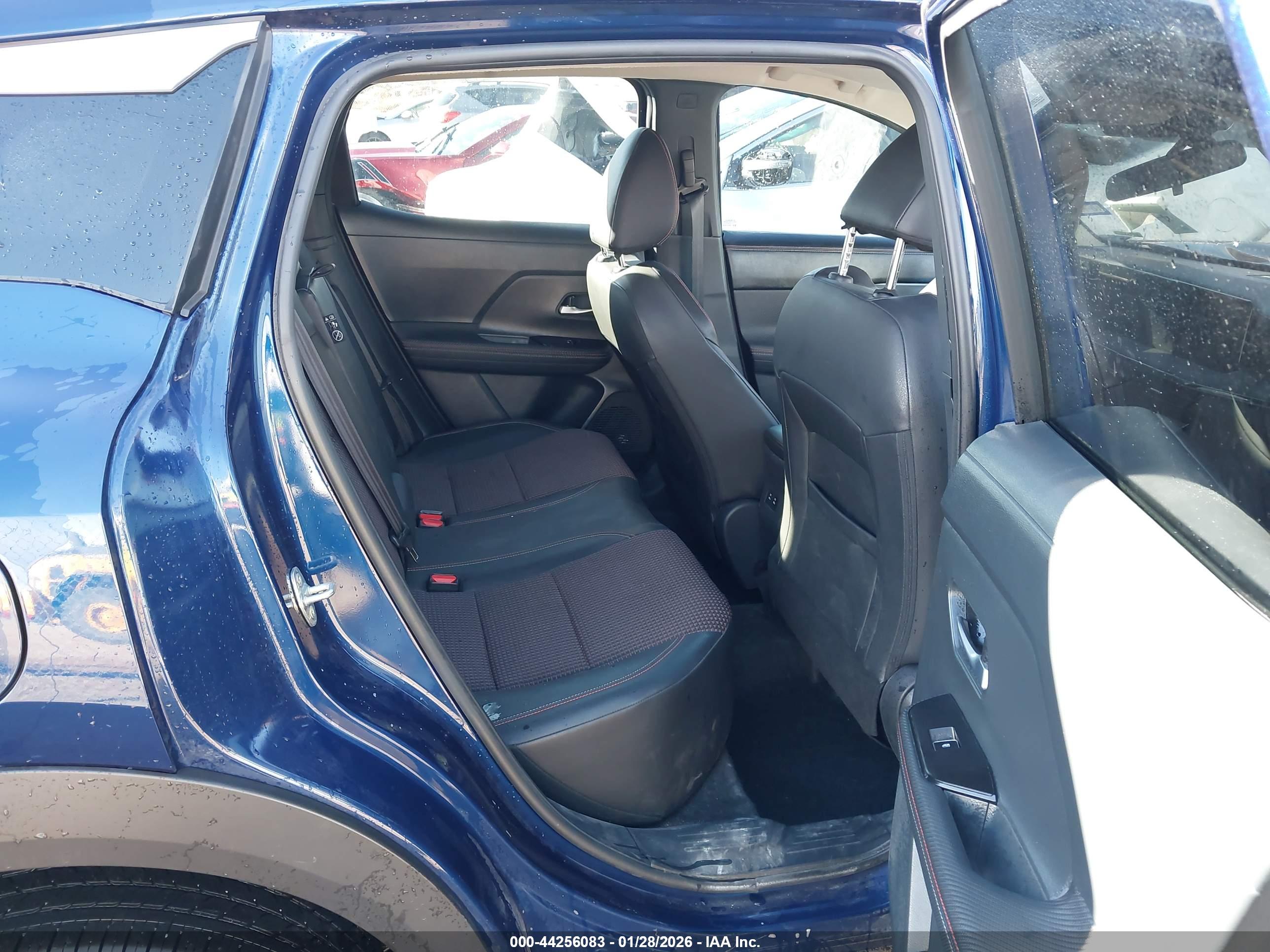 NISSAN KICKS image 8