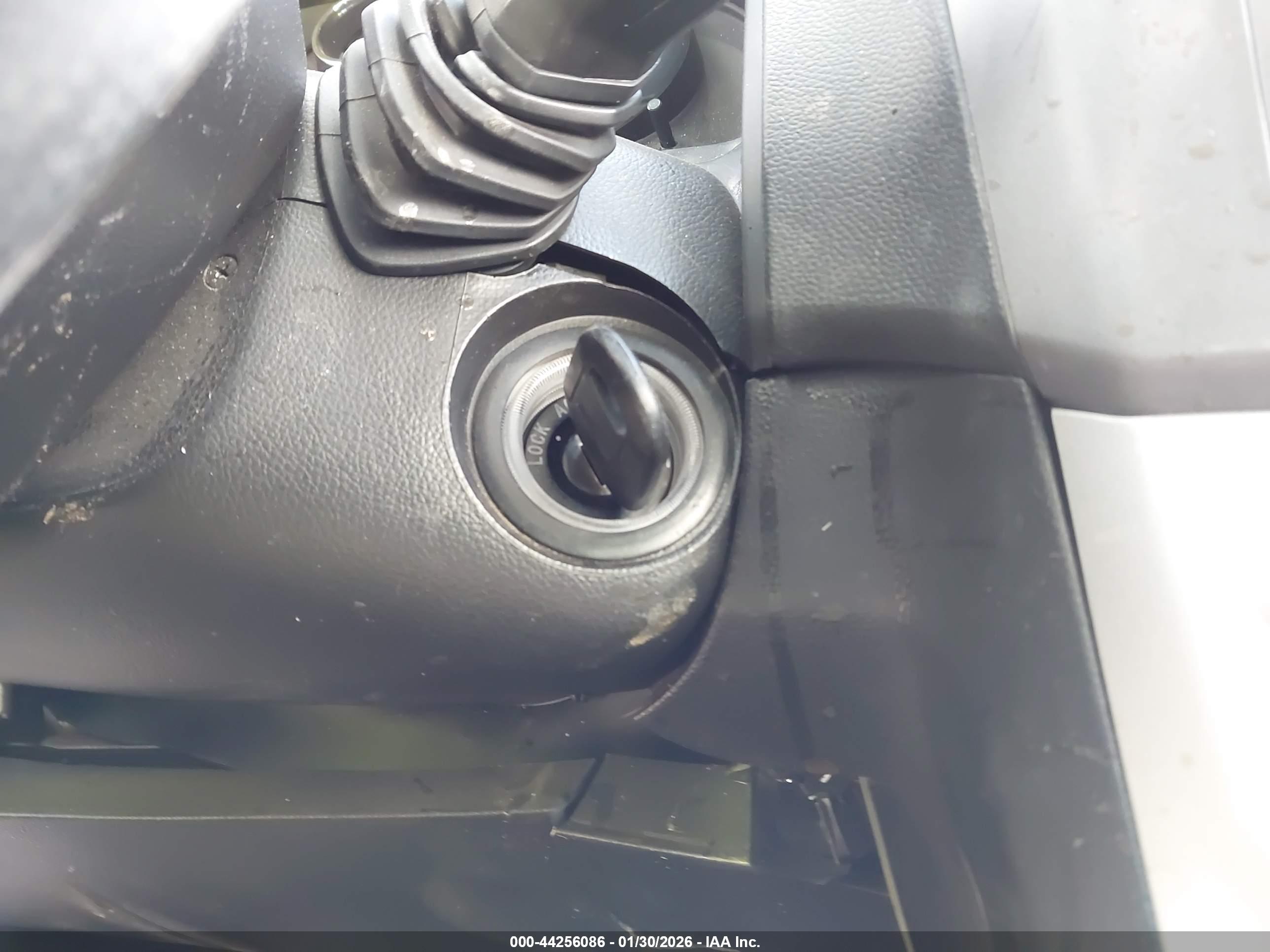 CHEVROLET CAPTIVA image 11