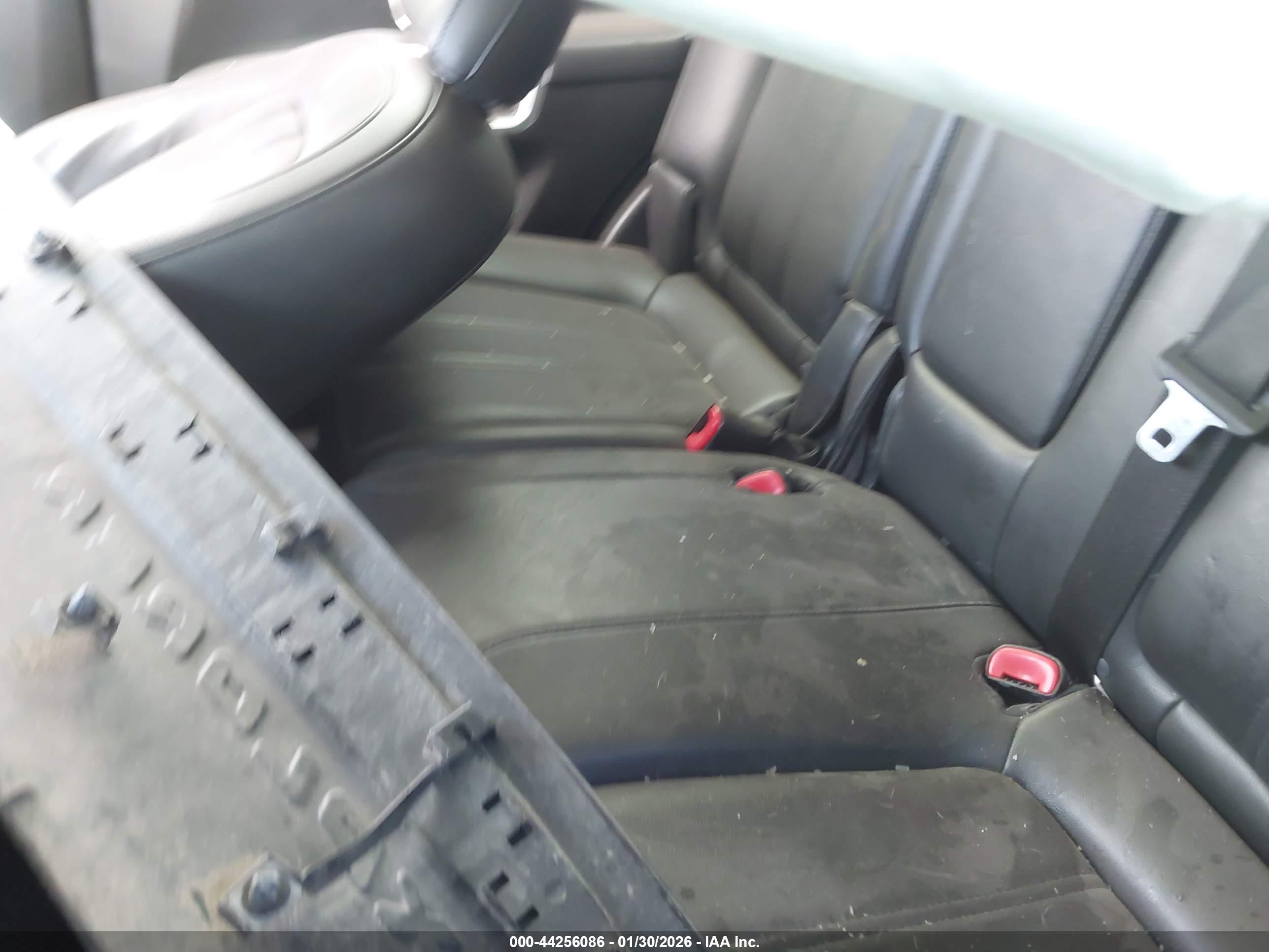 CHEVROLET CAPTIVA image 8
