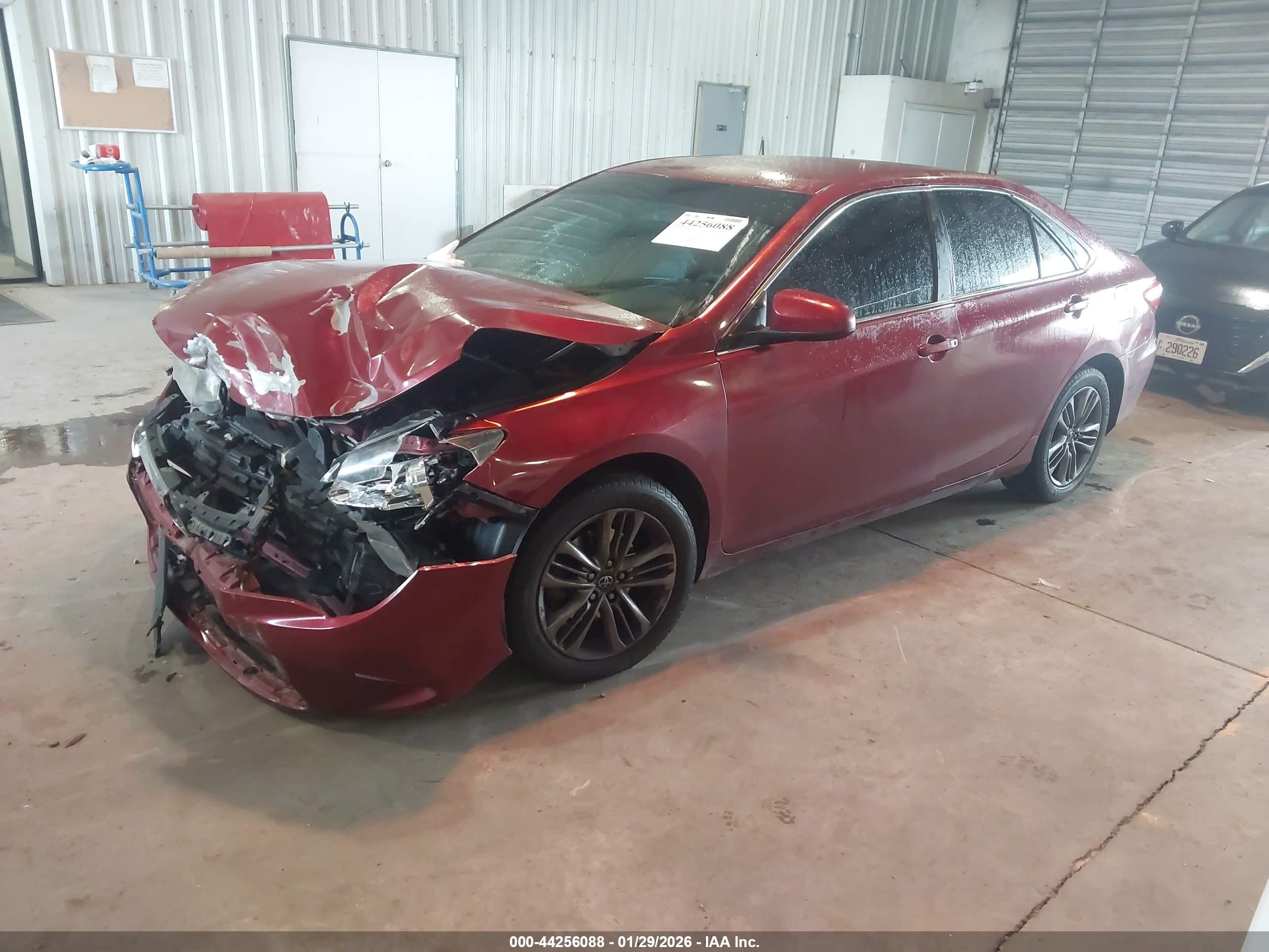 TOYOTA CAMRY image 2
