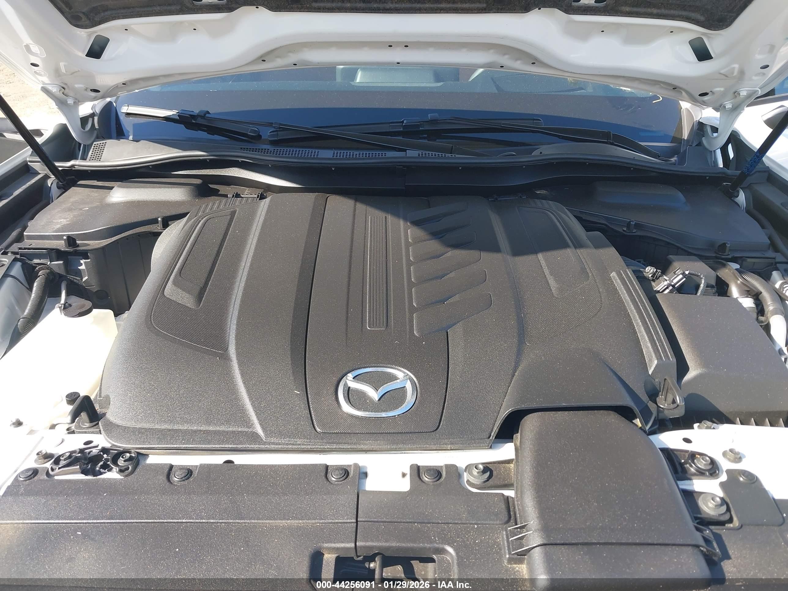 MAZDA CX-70 image 10