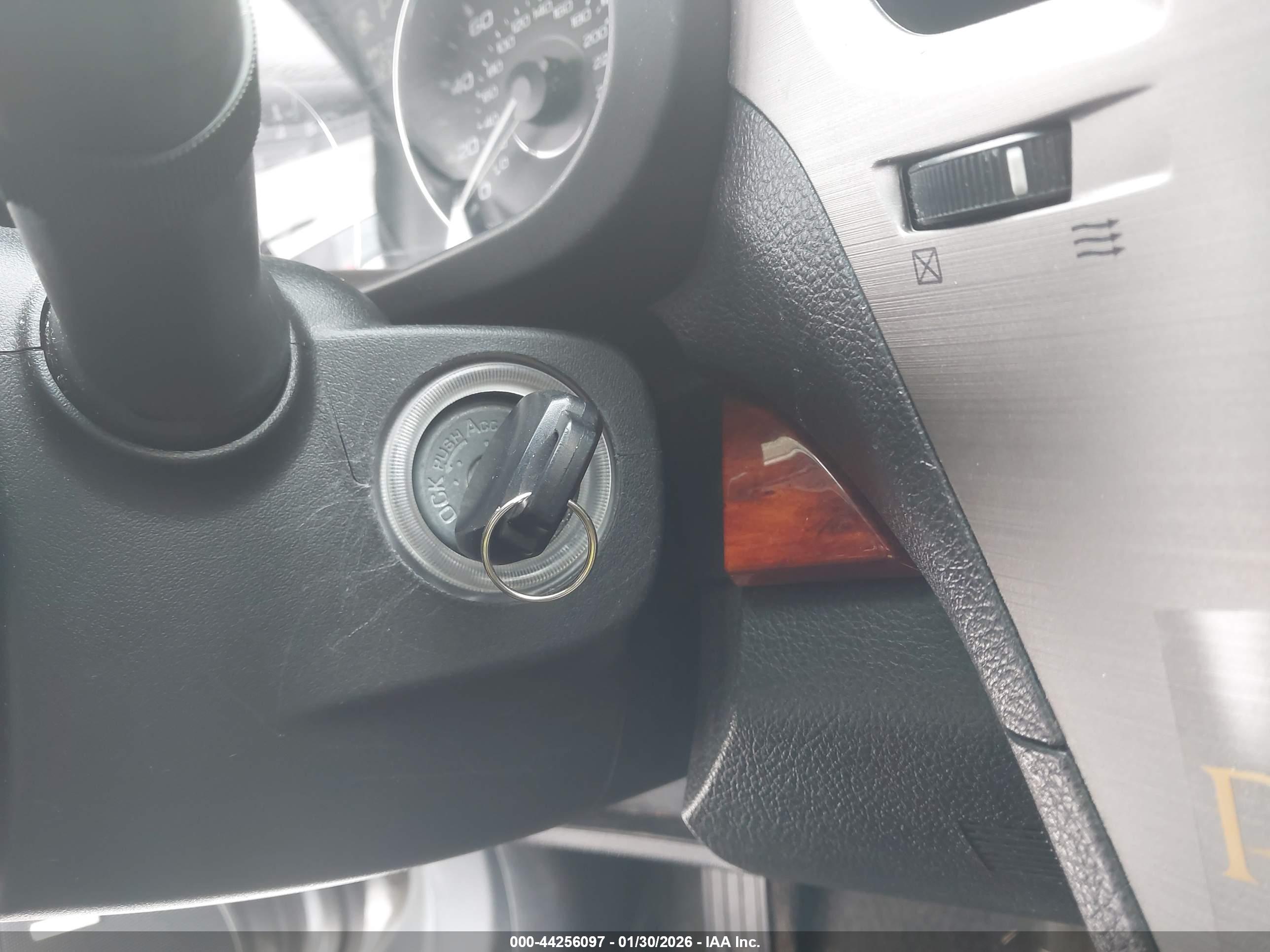 SUBARU OUTBACK image 11