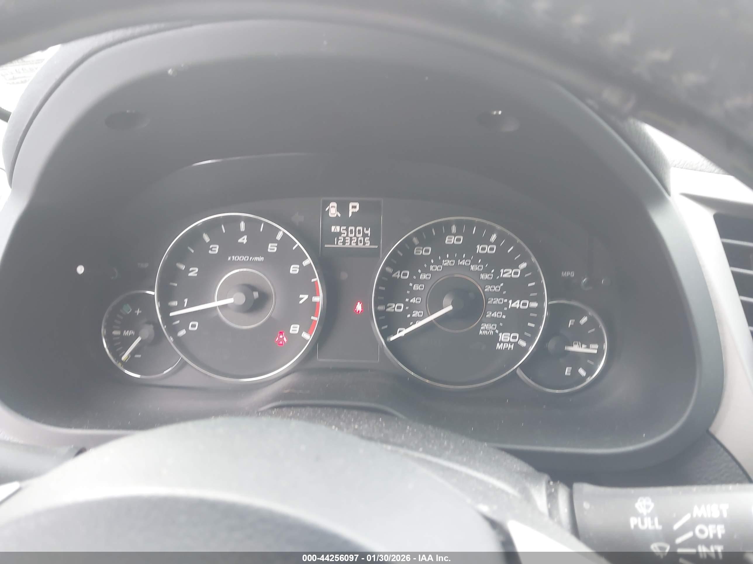SUBARU OUTBACK image 7