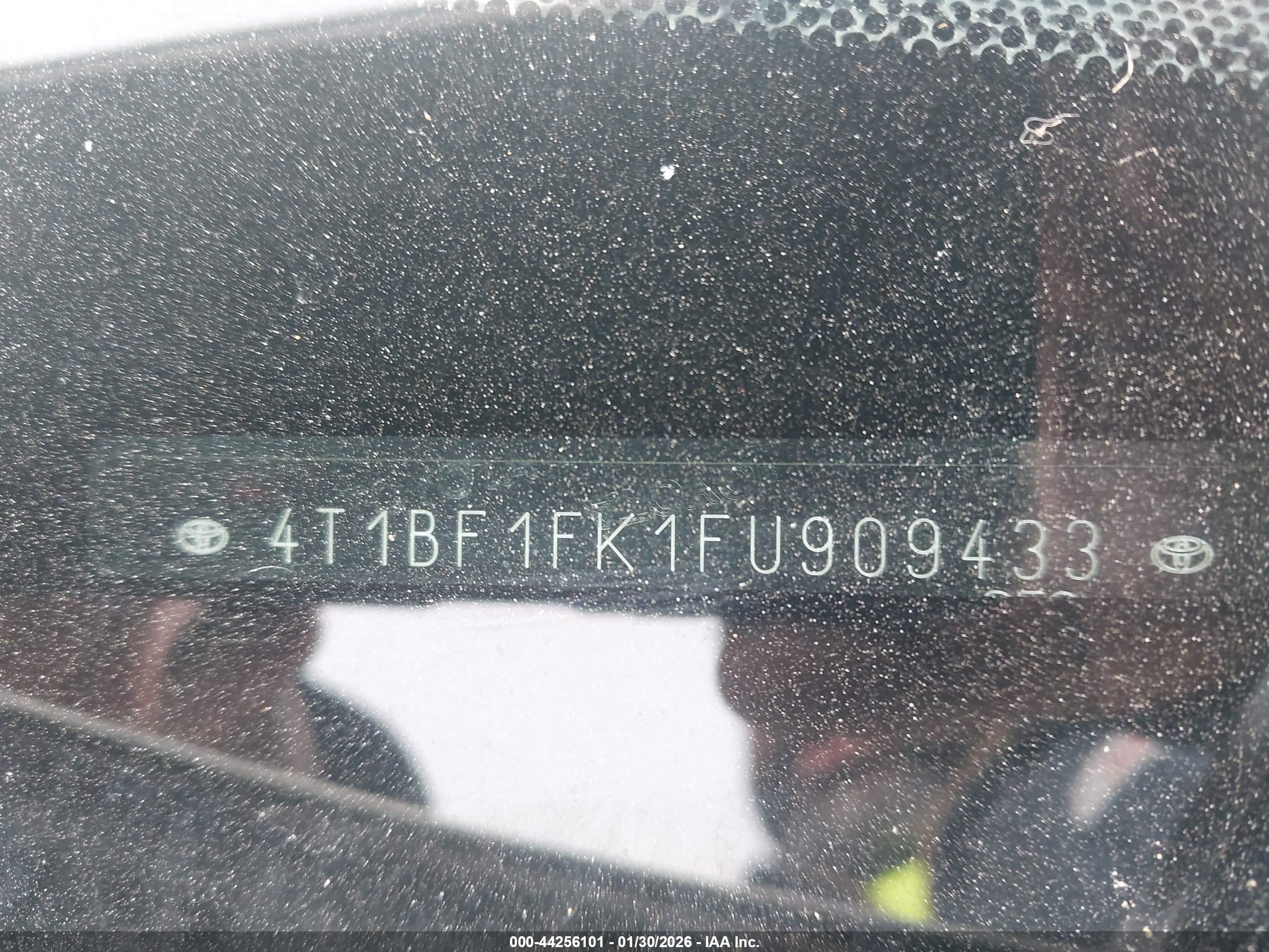 TOYOTA CAMRY image 9