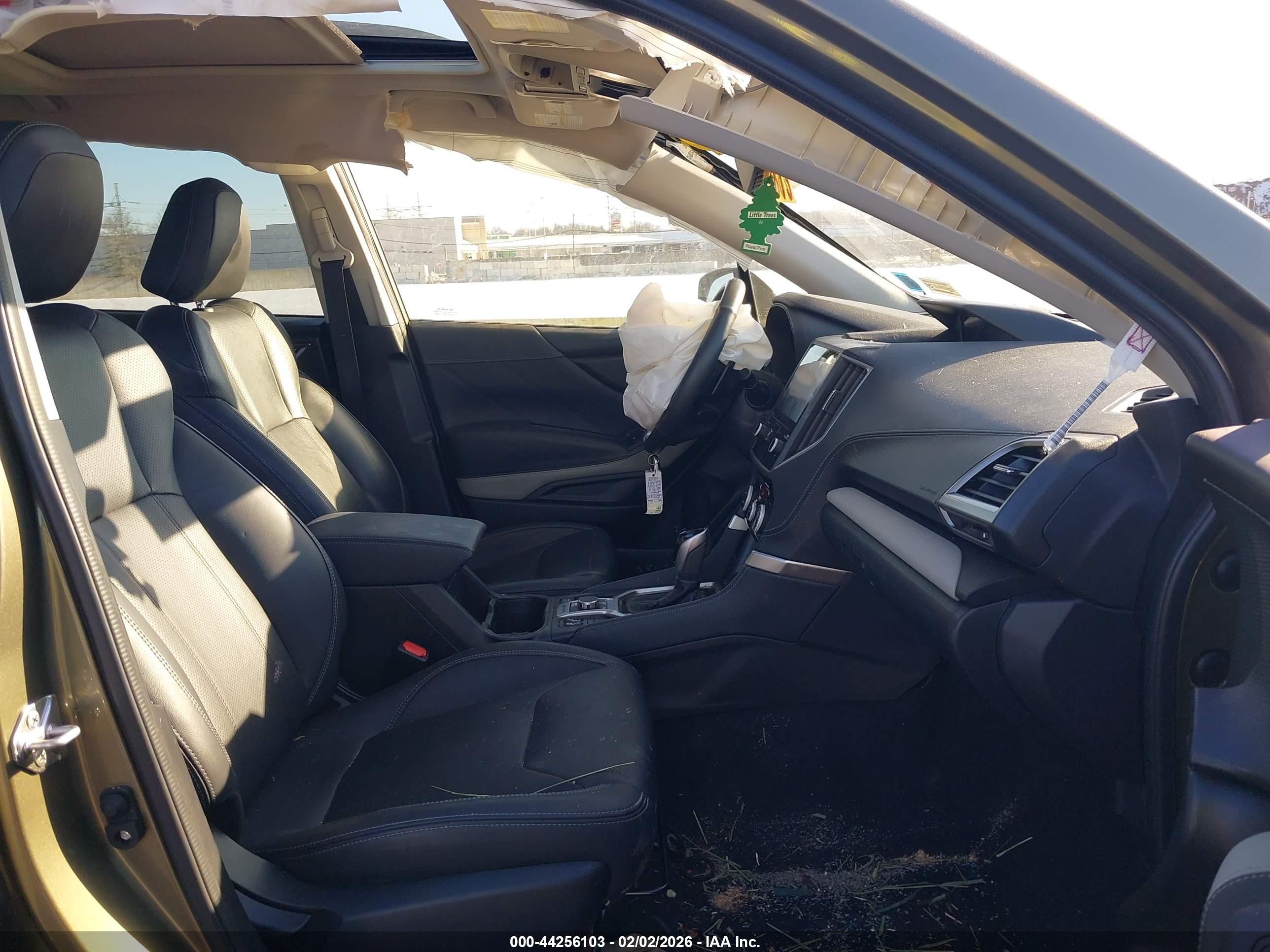 SUBARU FORESTER image 5