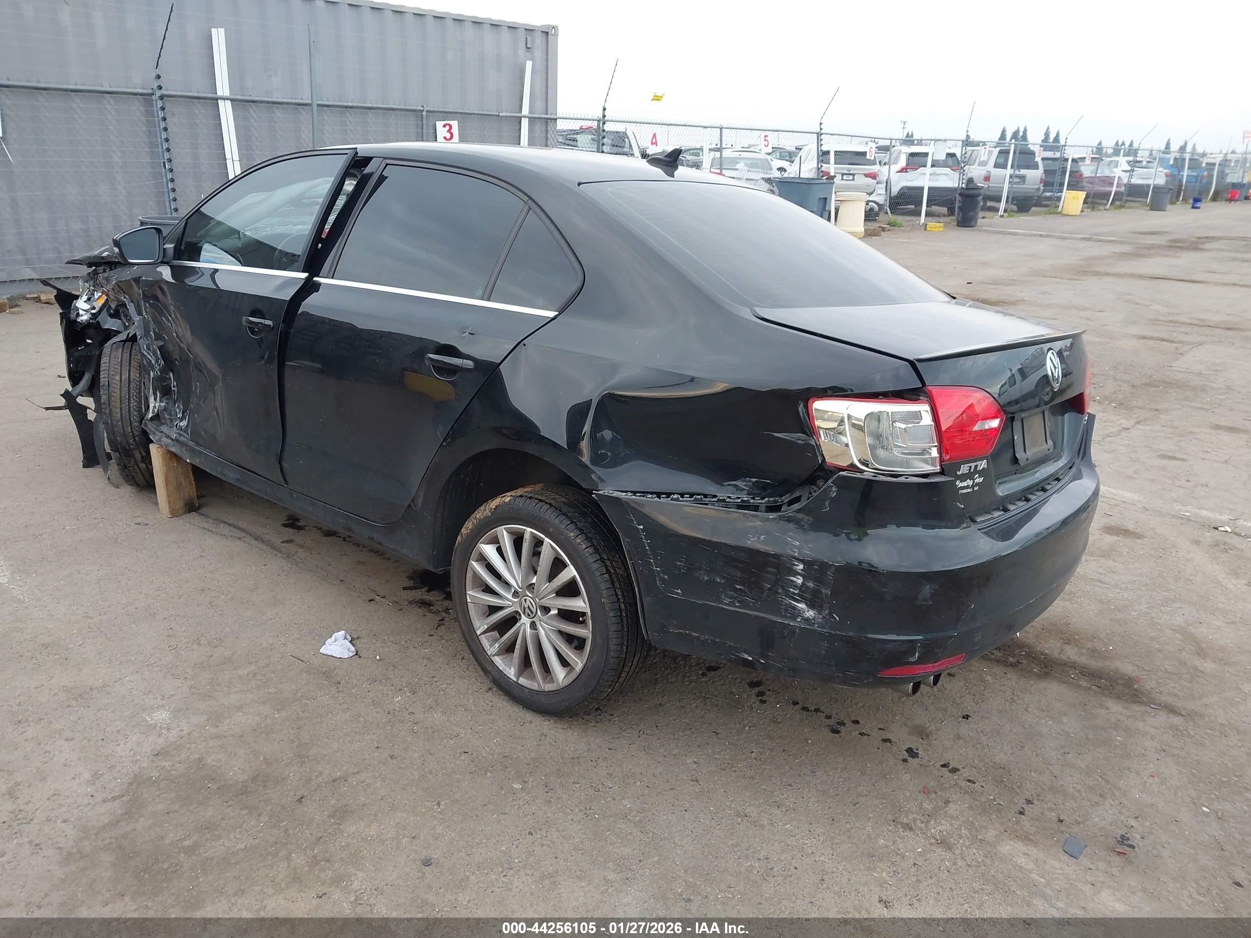 VOLKSWAGEN JETTA image 3
