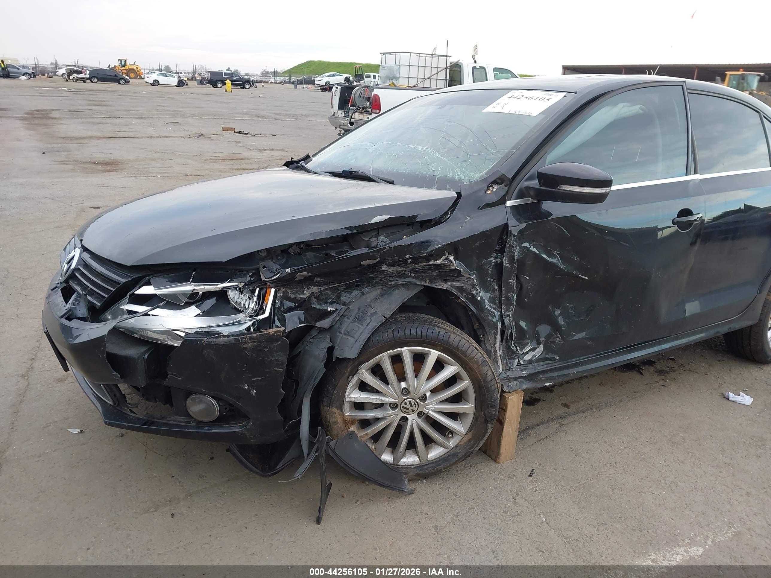 VOLKSWAGEN JETTA image 6