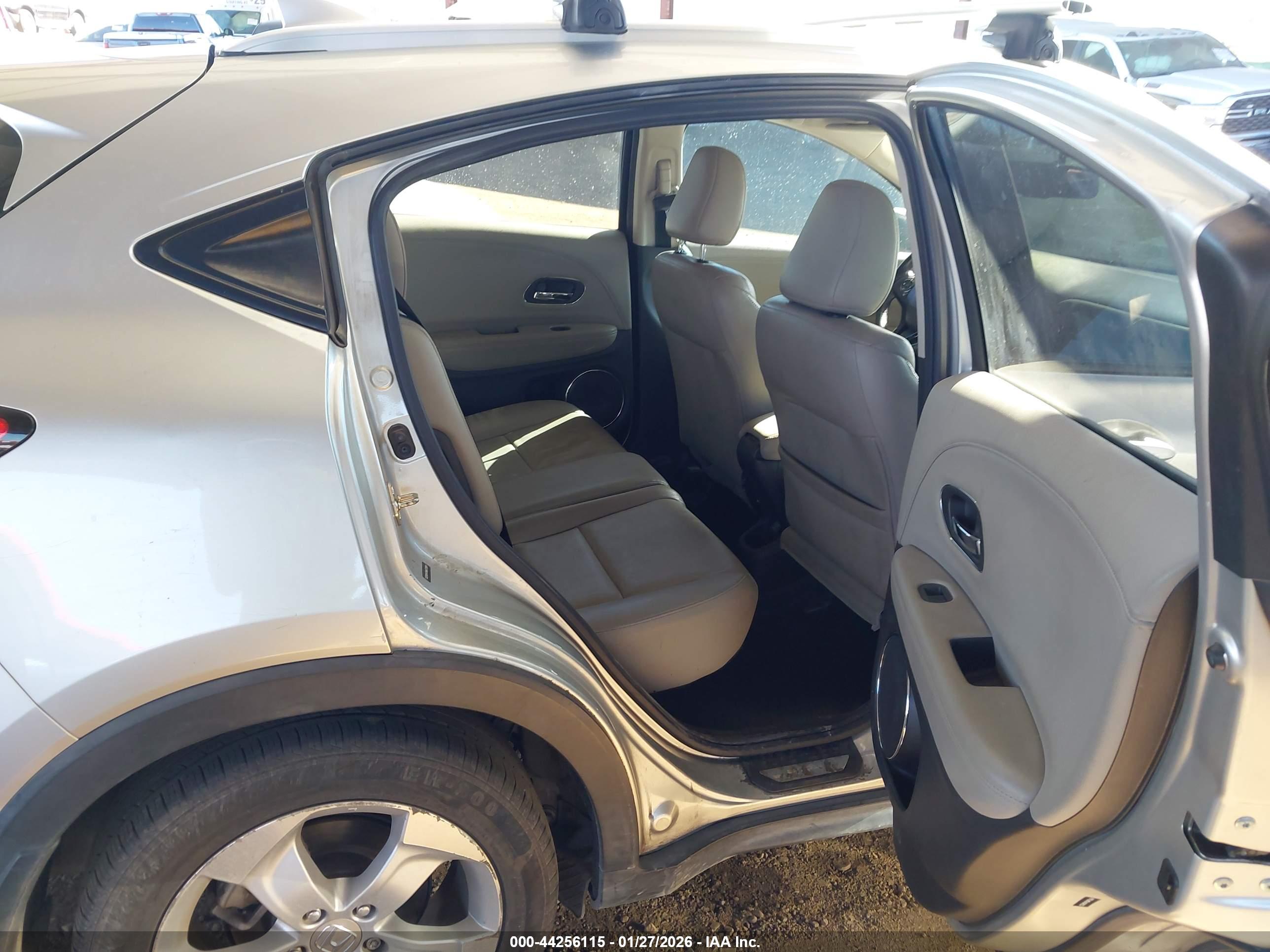 HONDA HR-V image 8
