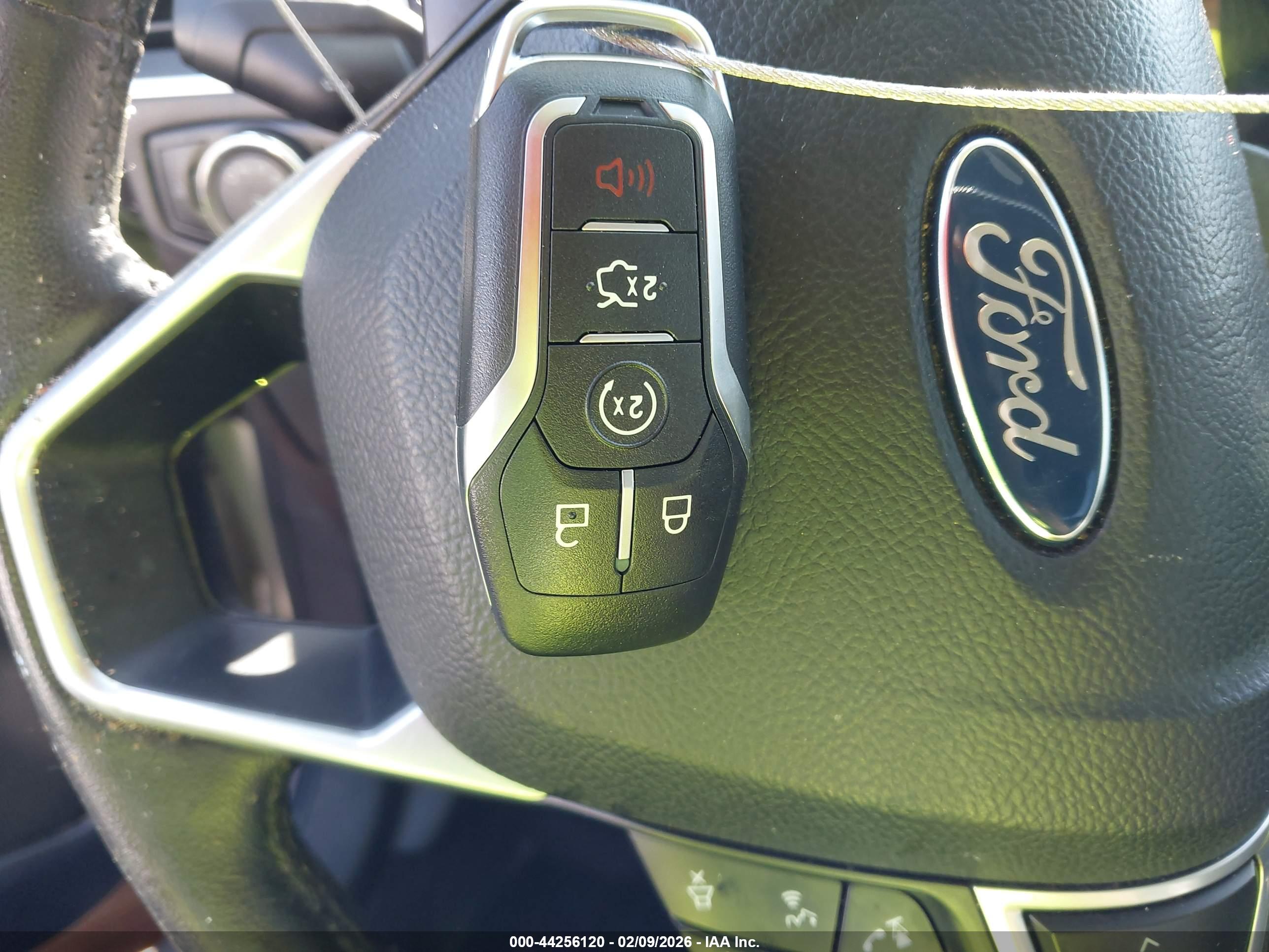 FORD EDGE image 11