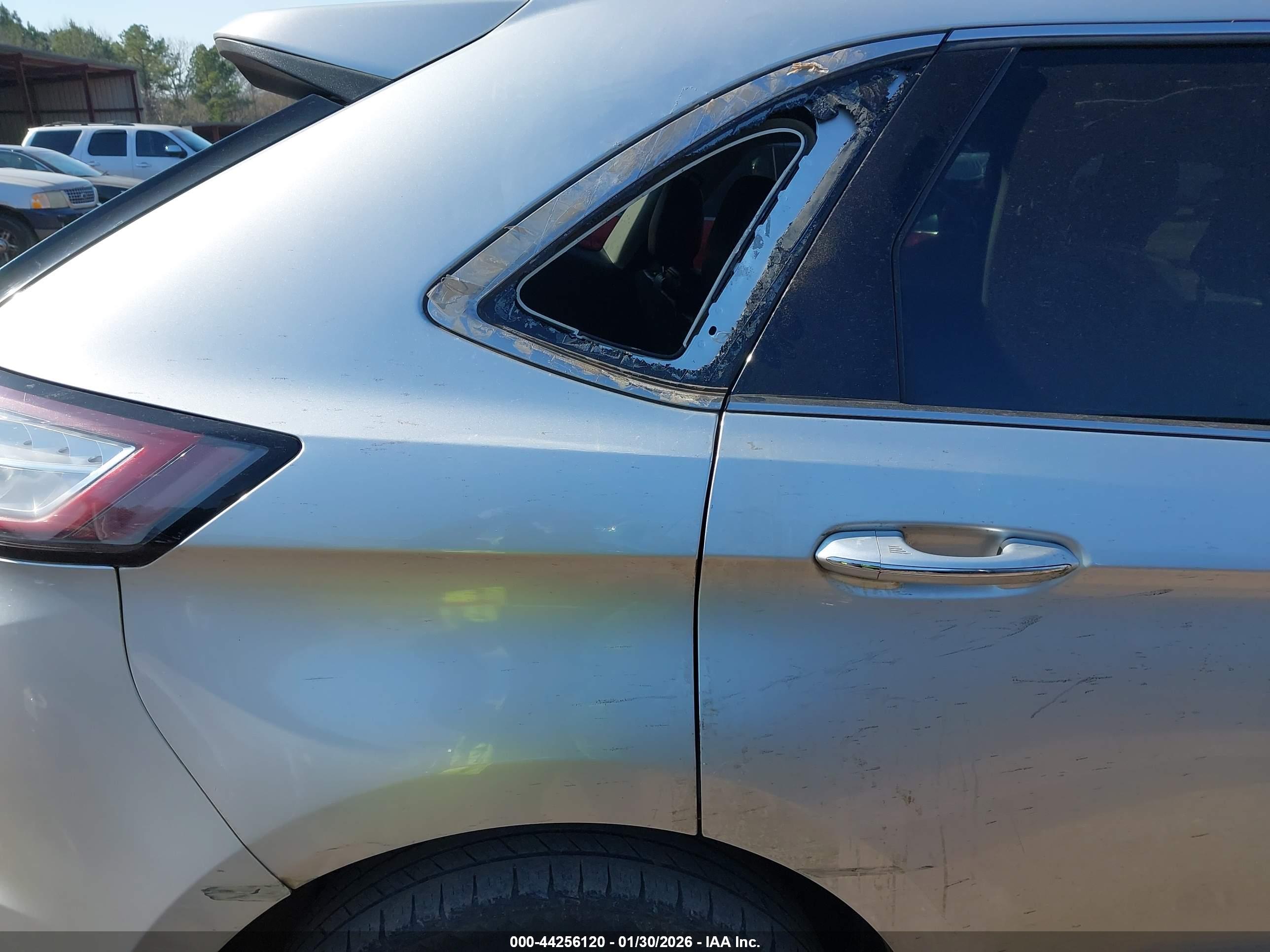 FORD EDGE image 6