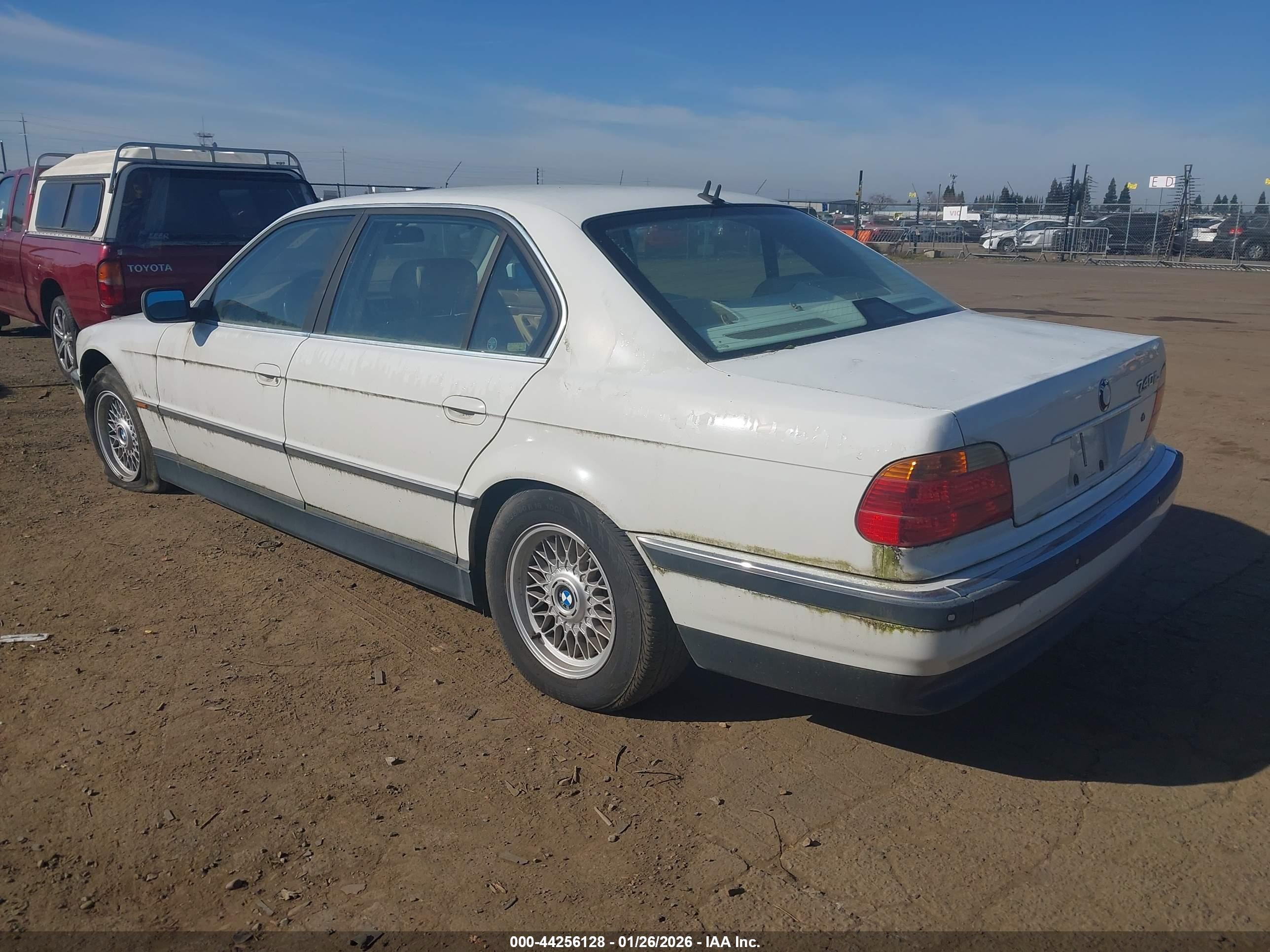 BMW 740IL image 3